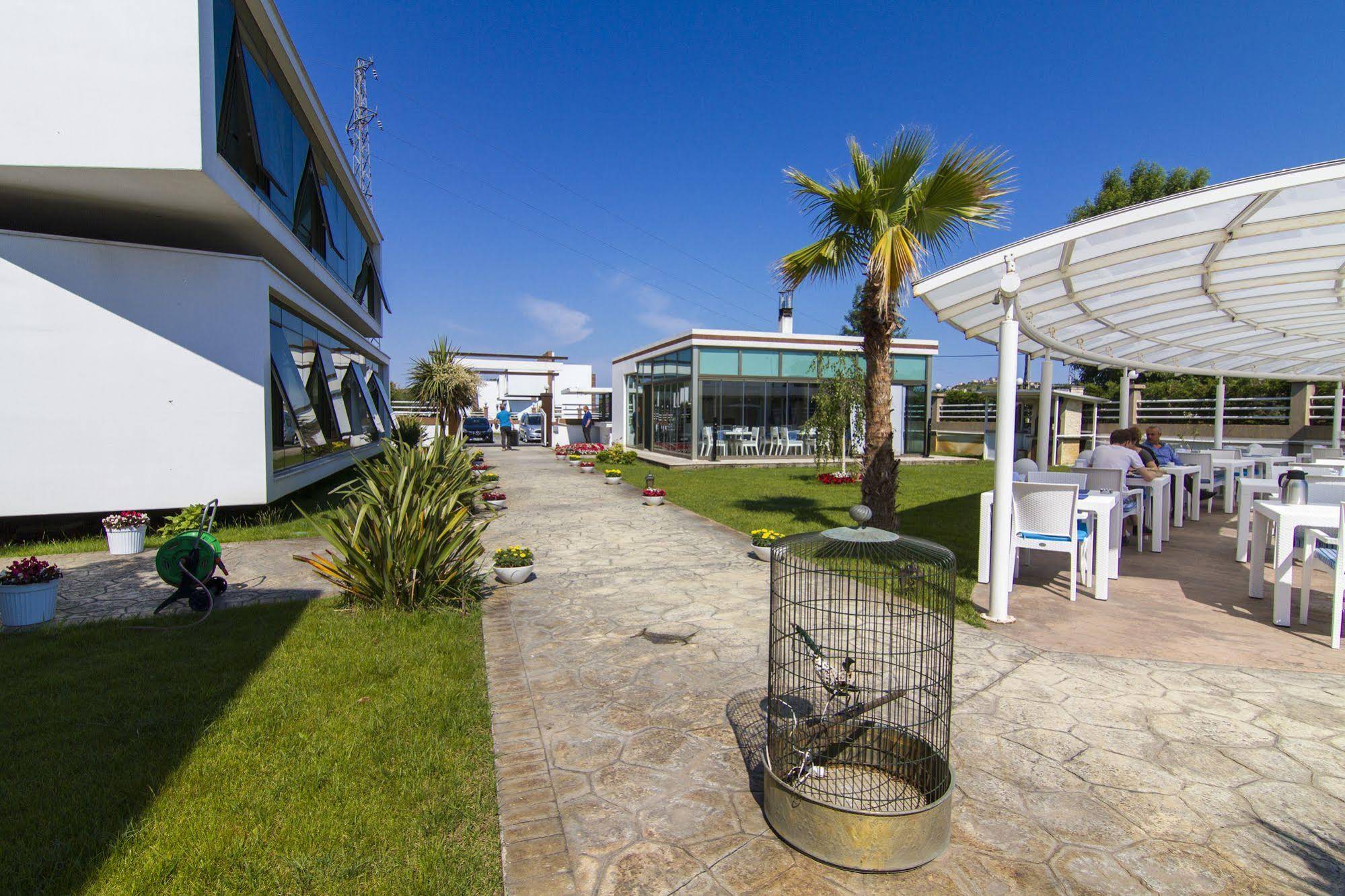 Violet Park Hotel