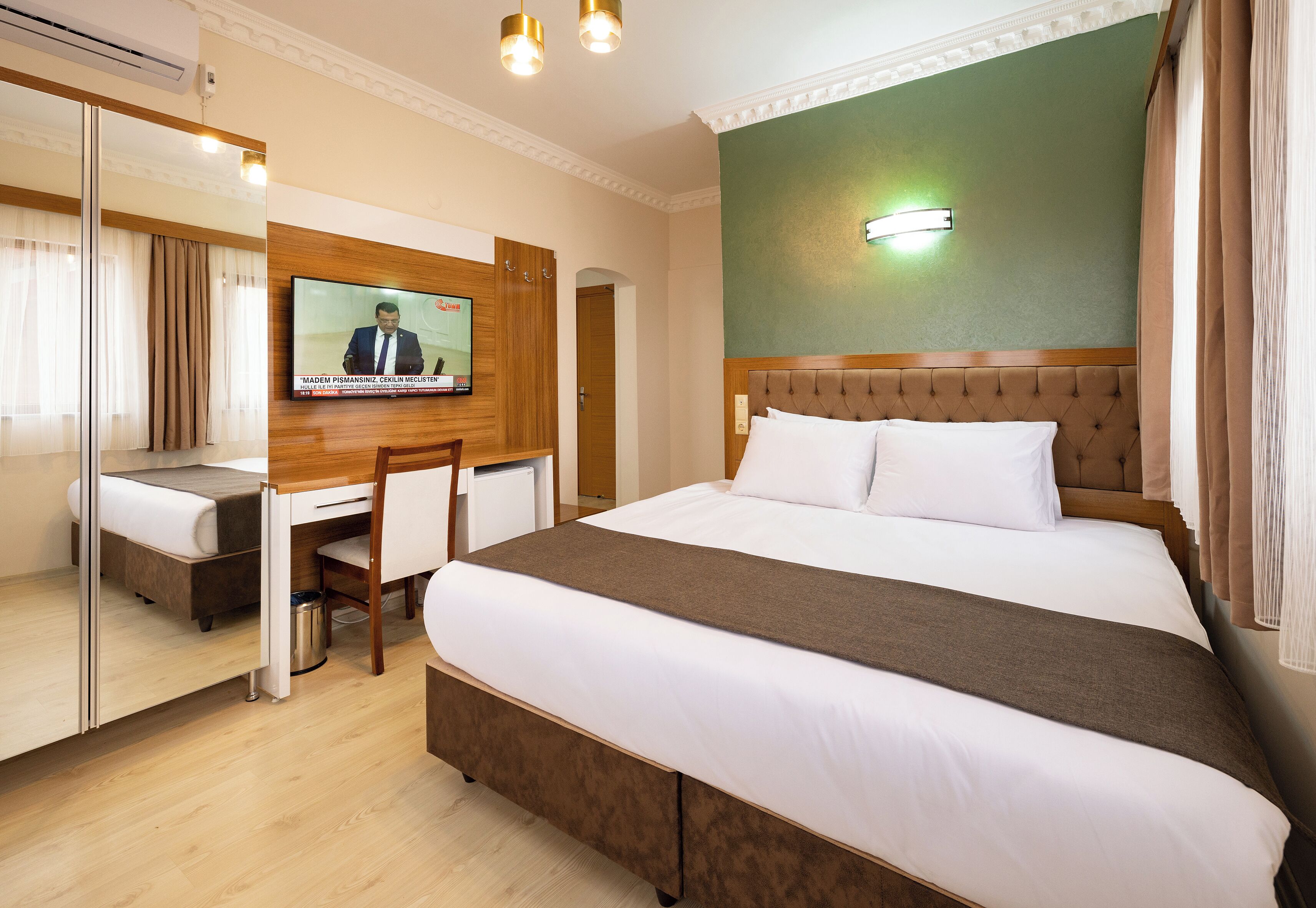 Avulot Otel