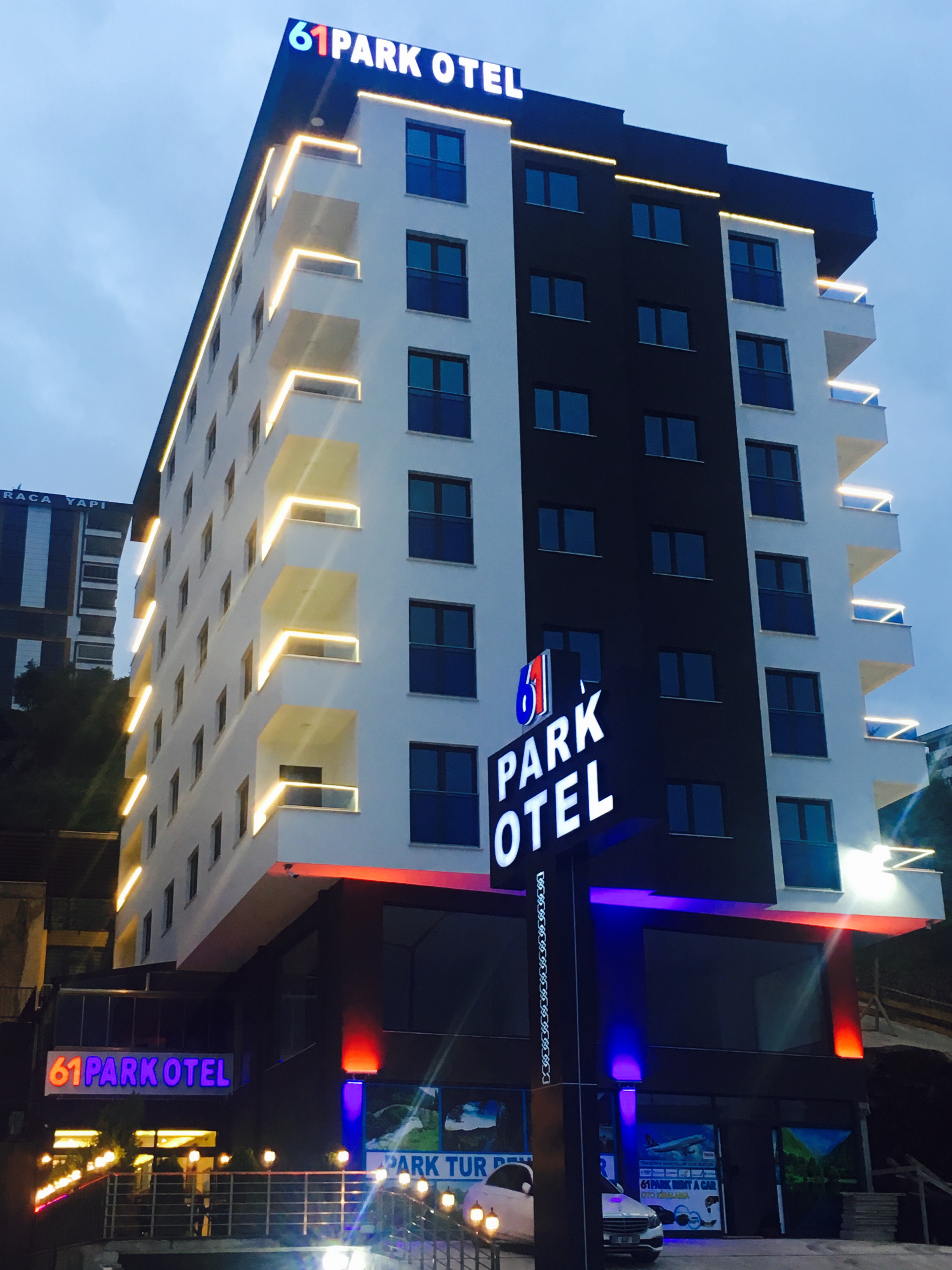 61 Park Otel