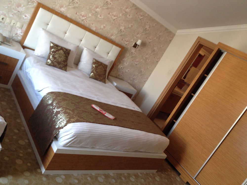 Cebeciler Hotel