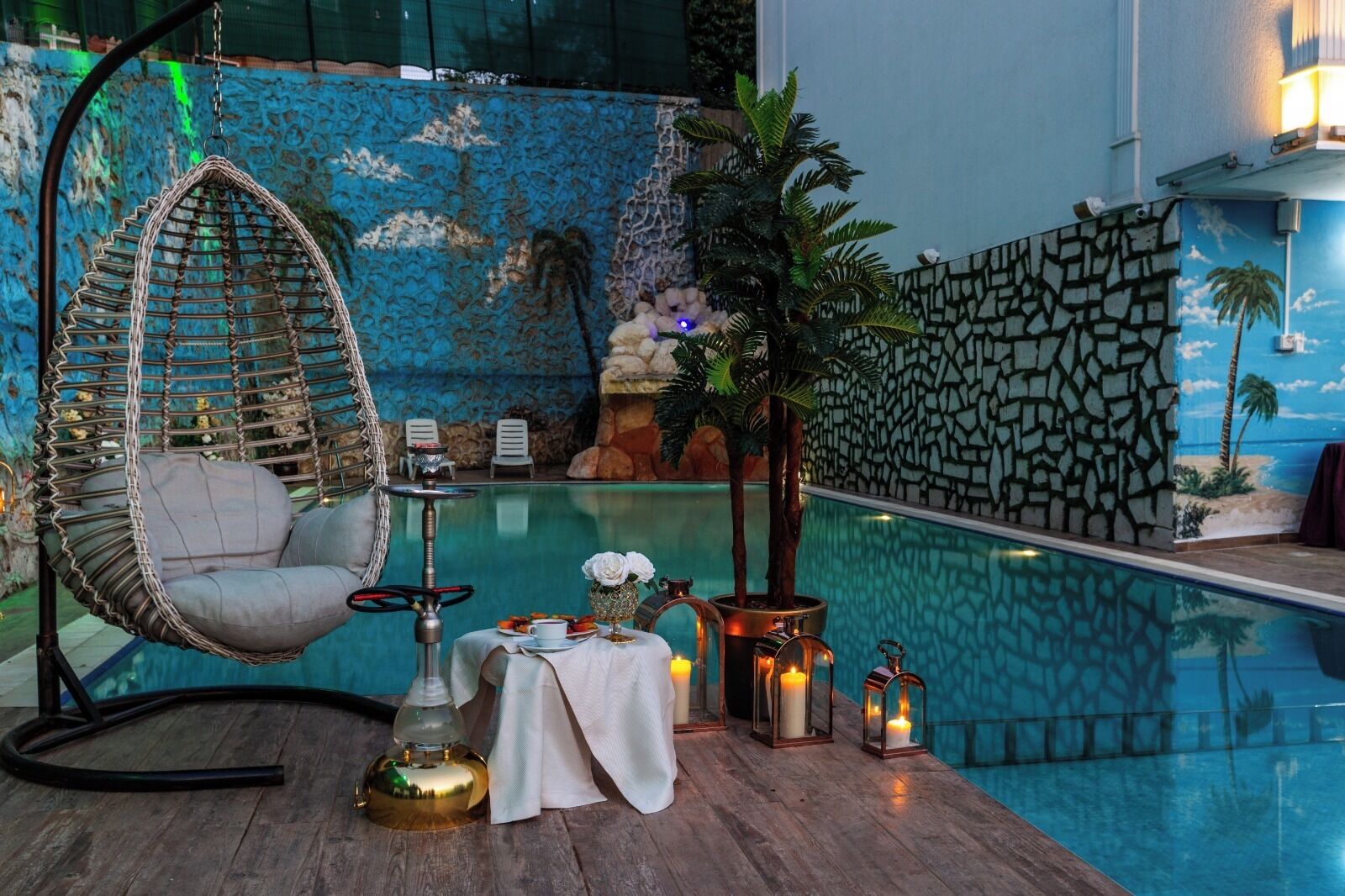 Life Pool Suite Hotel