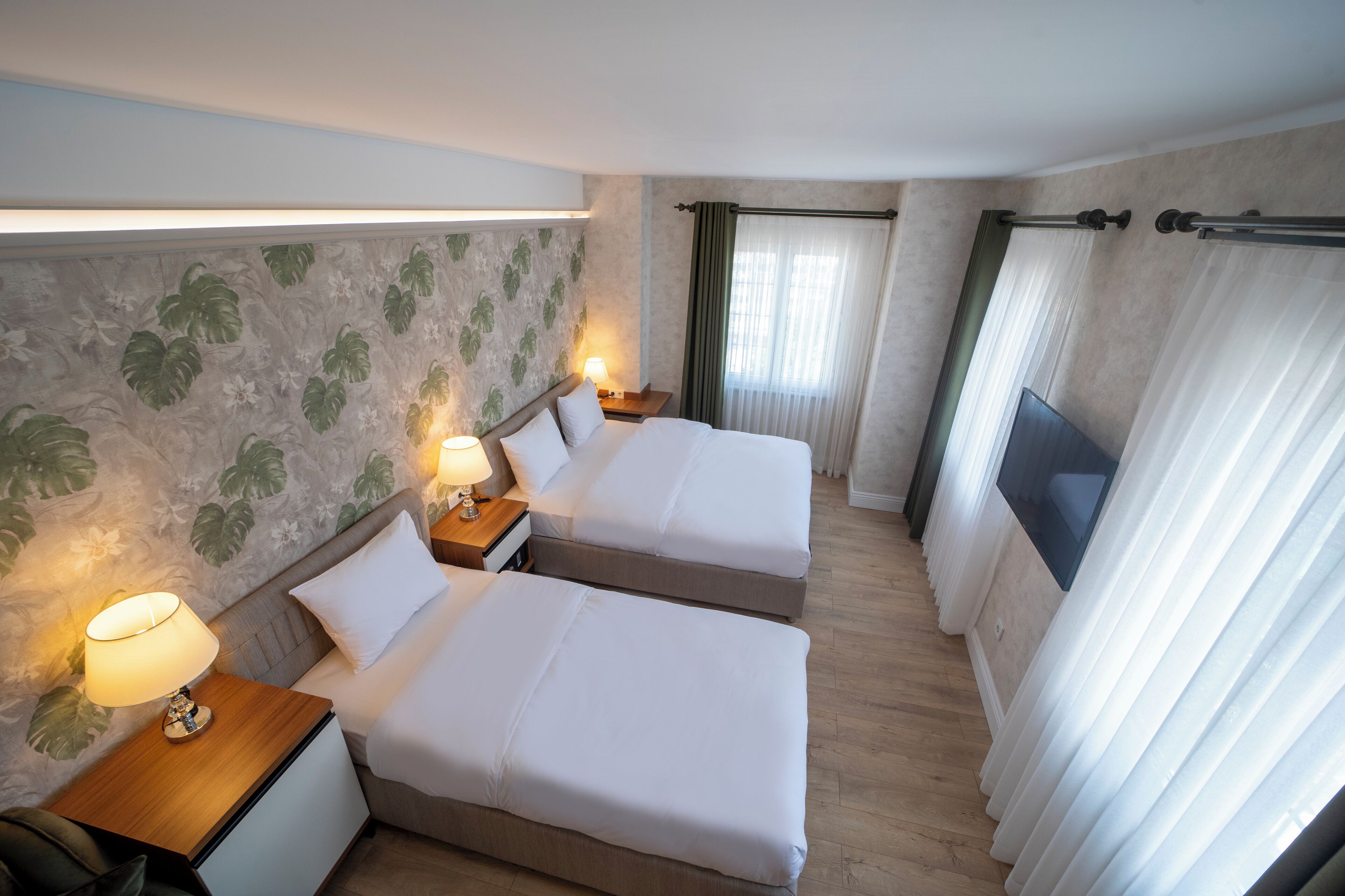 Mell City Suite Hotel