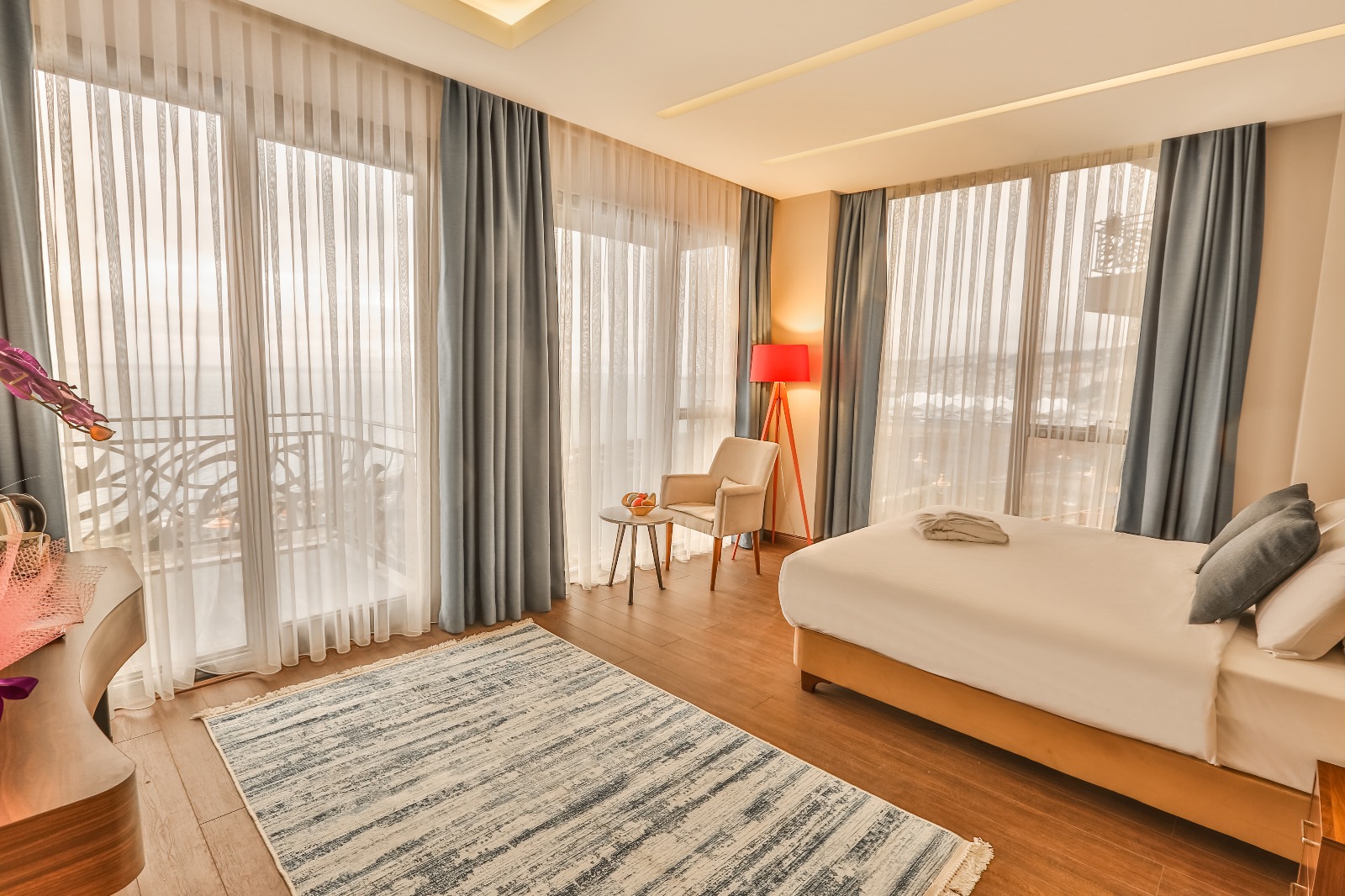 Peerless Villas Hotel