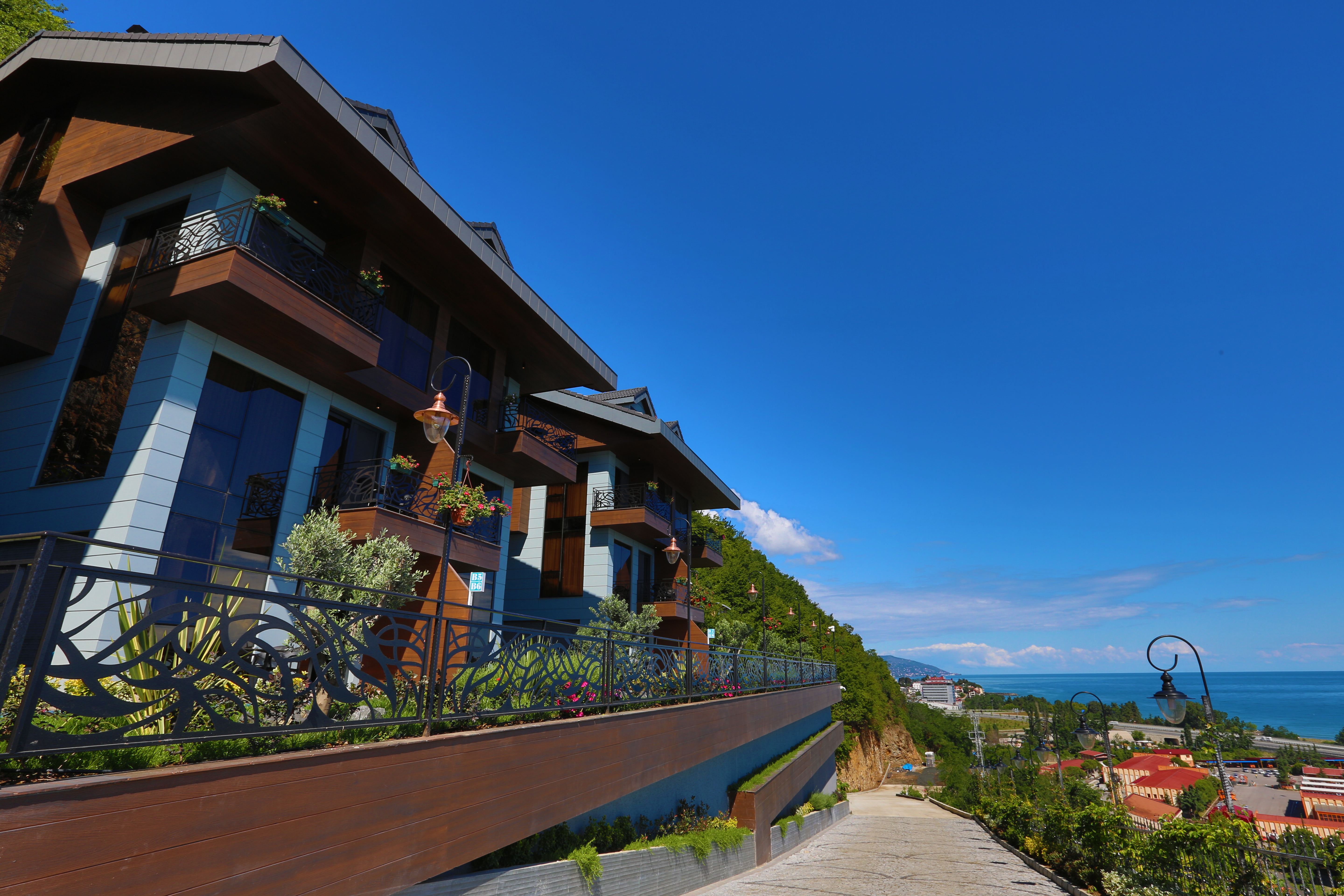 Peerless Villas Hotel