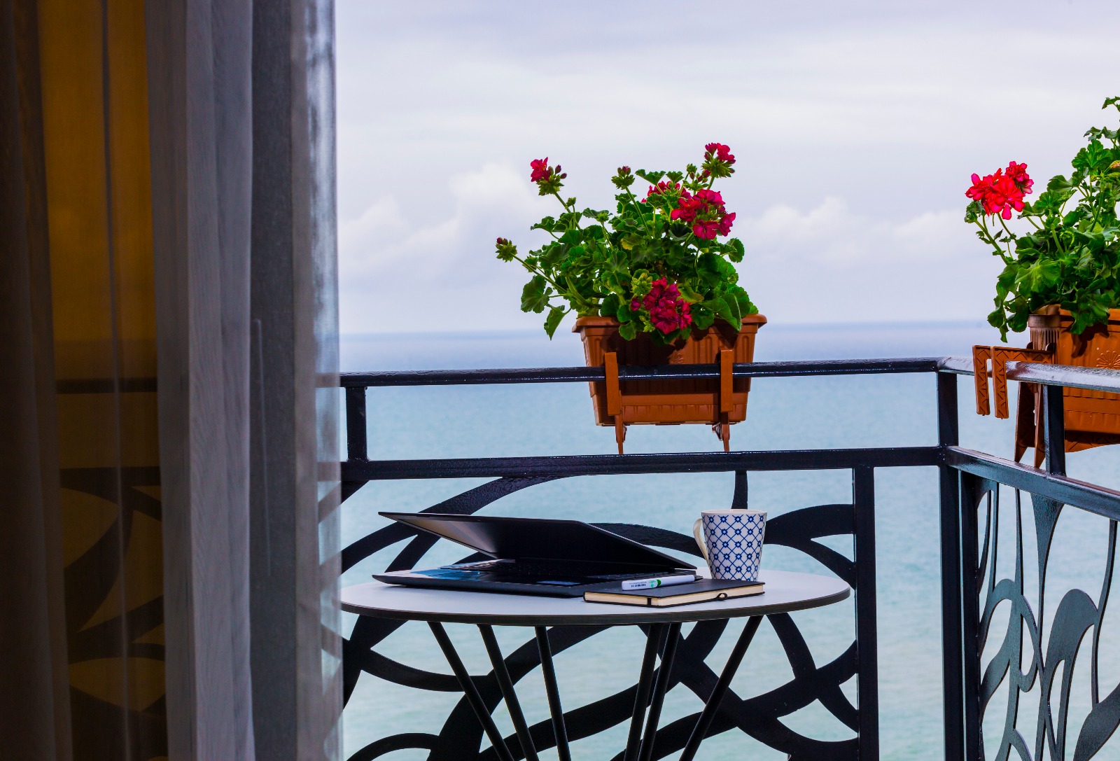 Peerless Villas Hotel