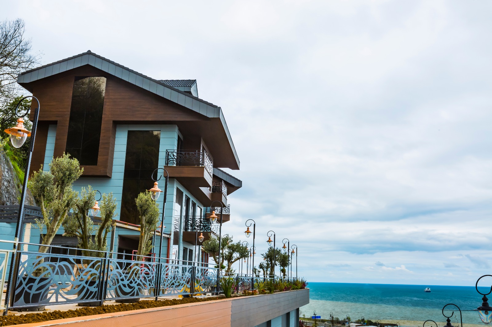 Peerless Villas Hotel