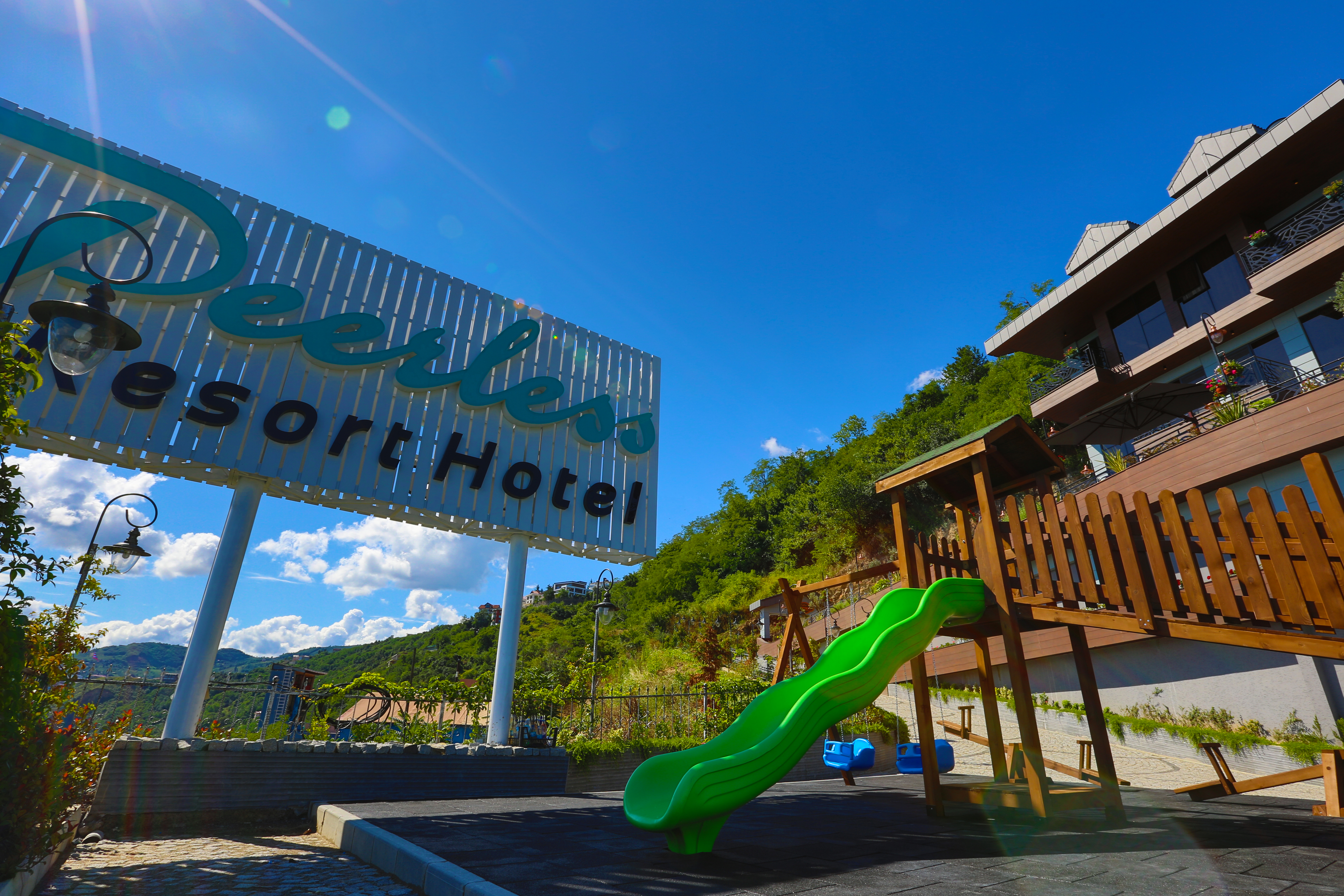 Peerless Villas Hotel