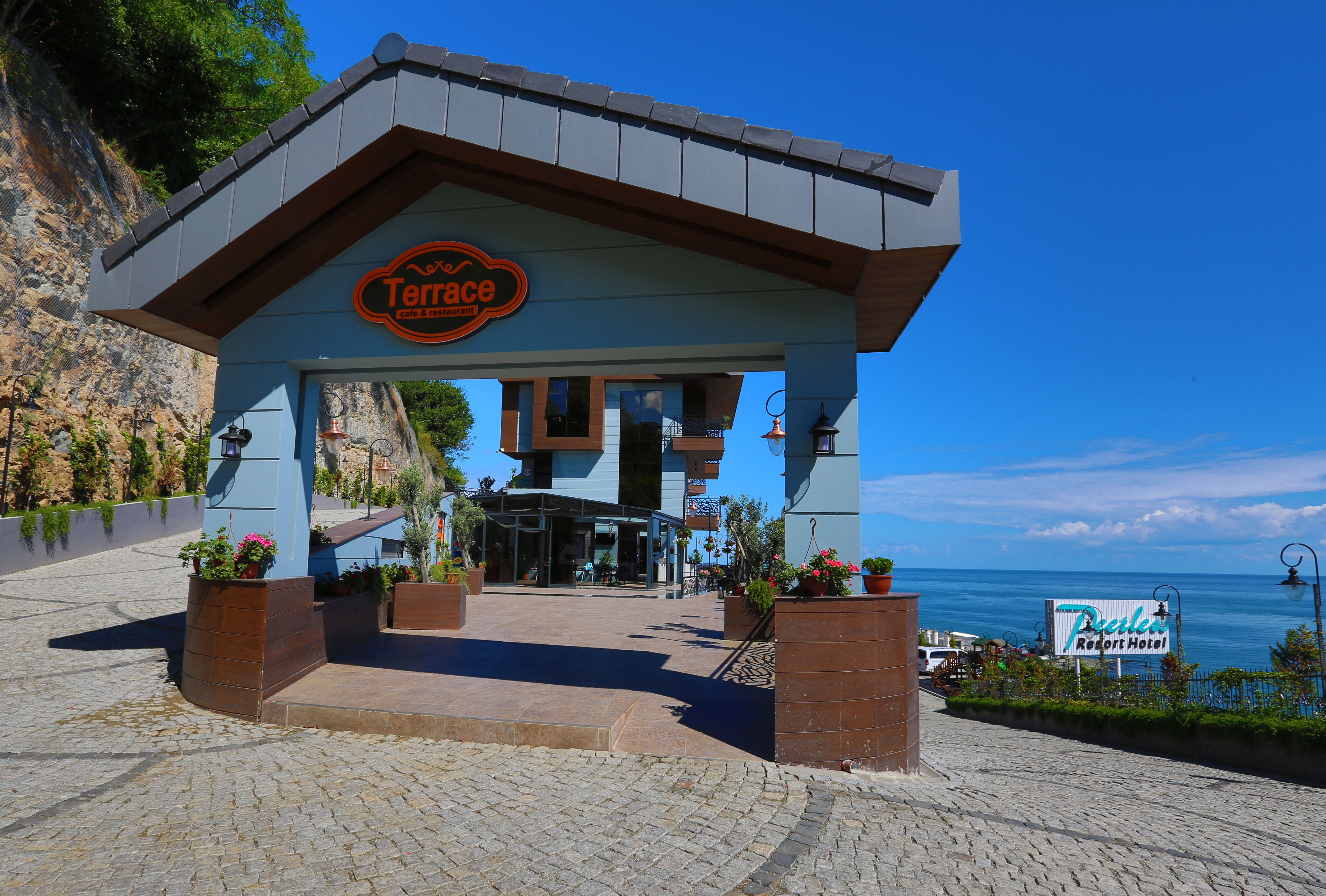 Peerless Villas Hotel