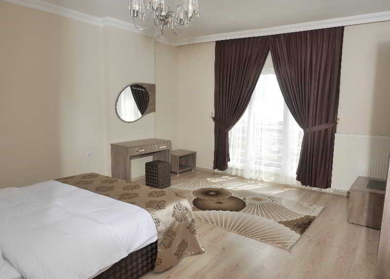 Royal Life Residence