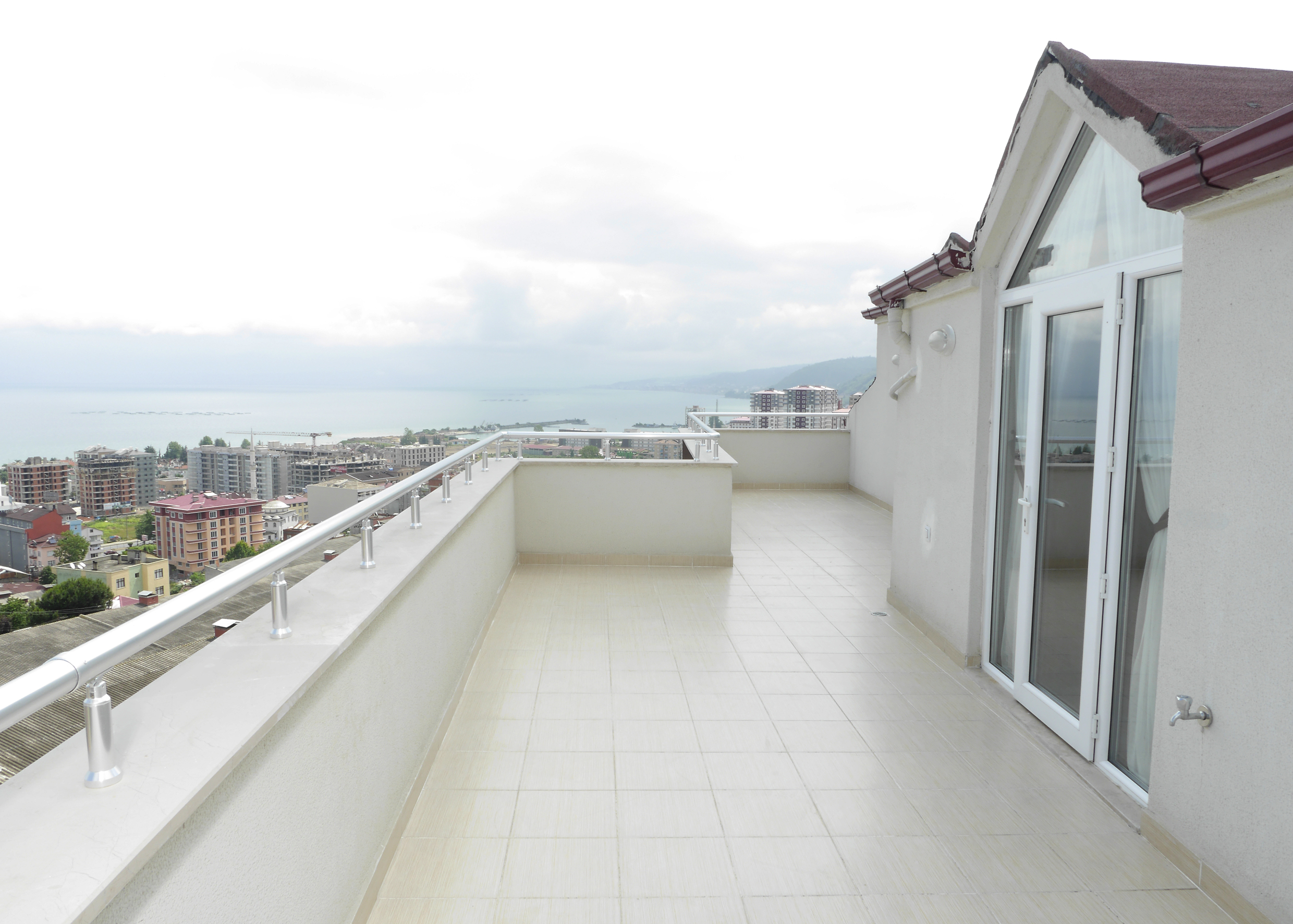 Royal Life Residence