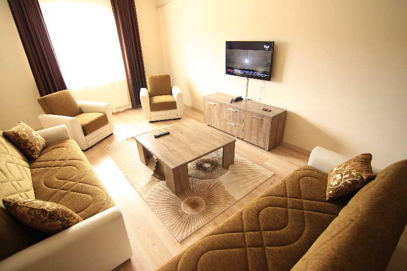 Royal Life Residence