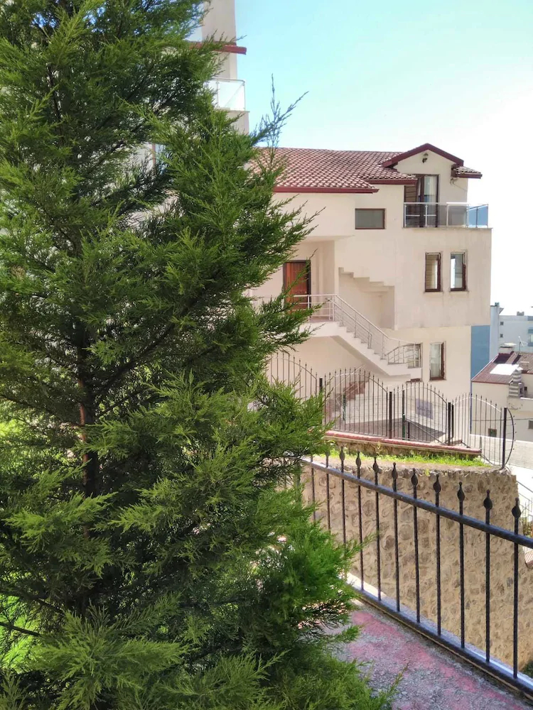 Sami Villa
