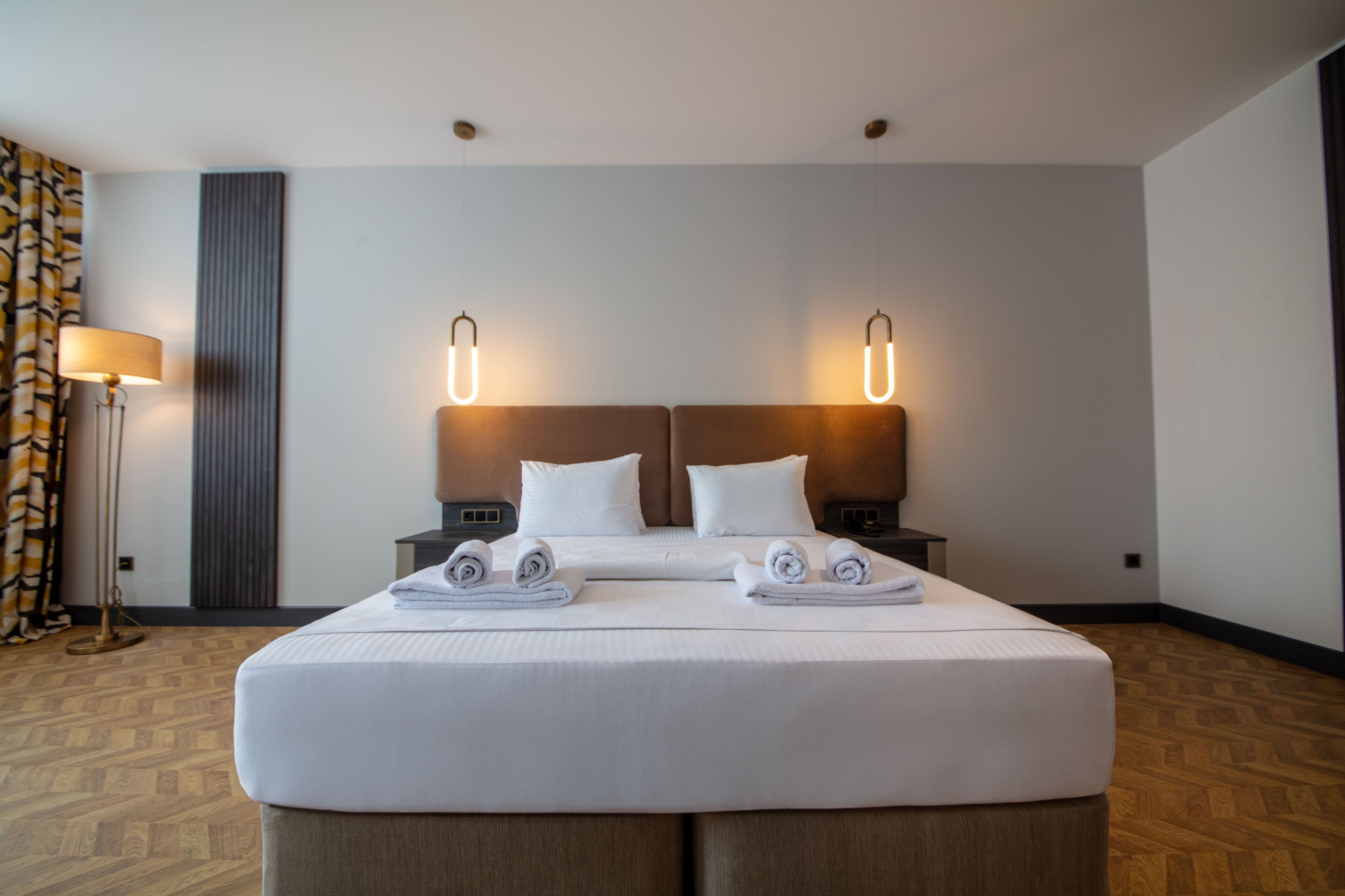 V Center Hotel