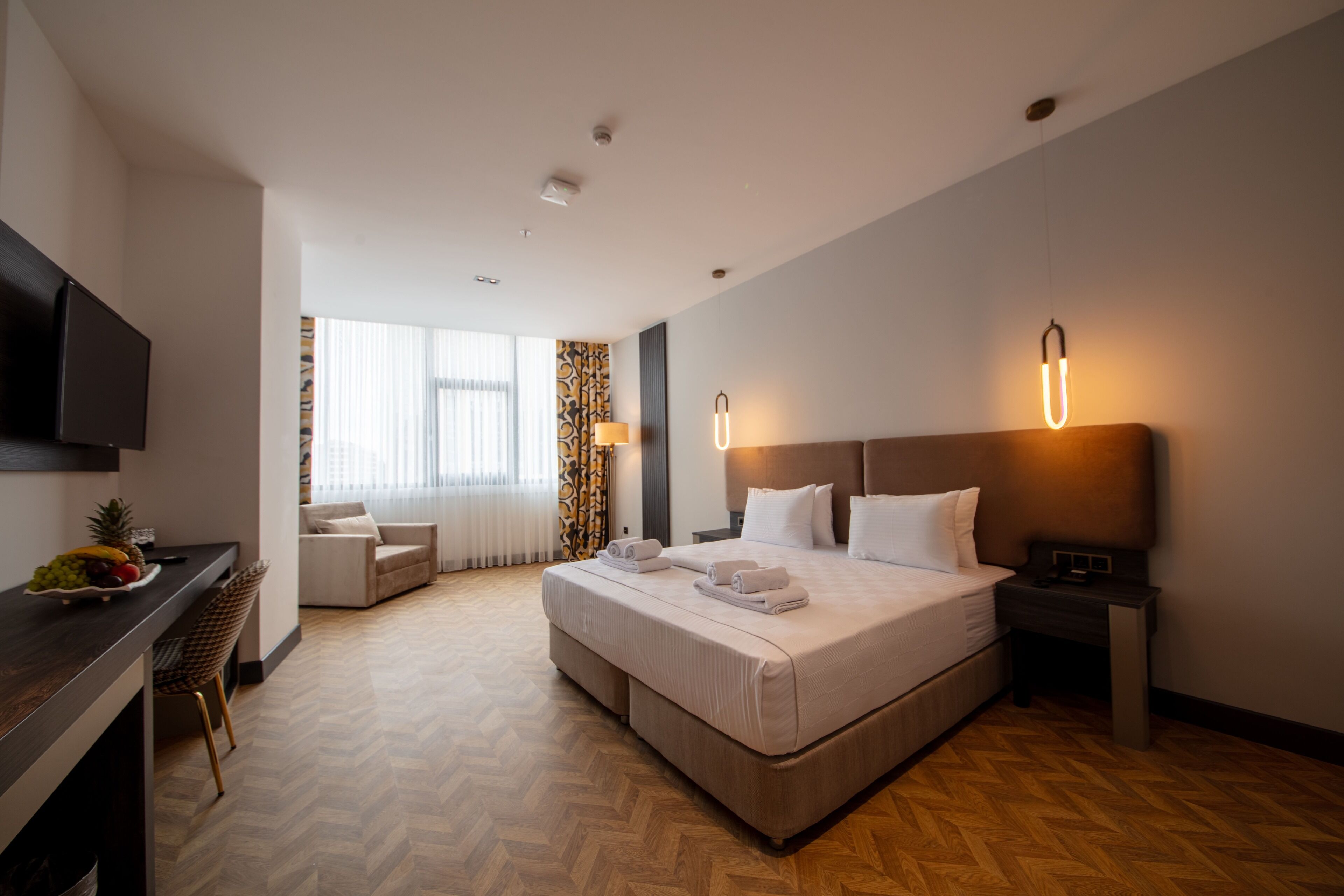 V Center Hotel