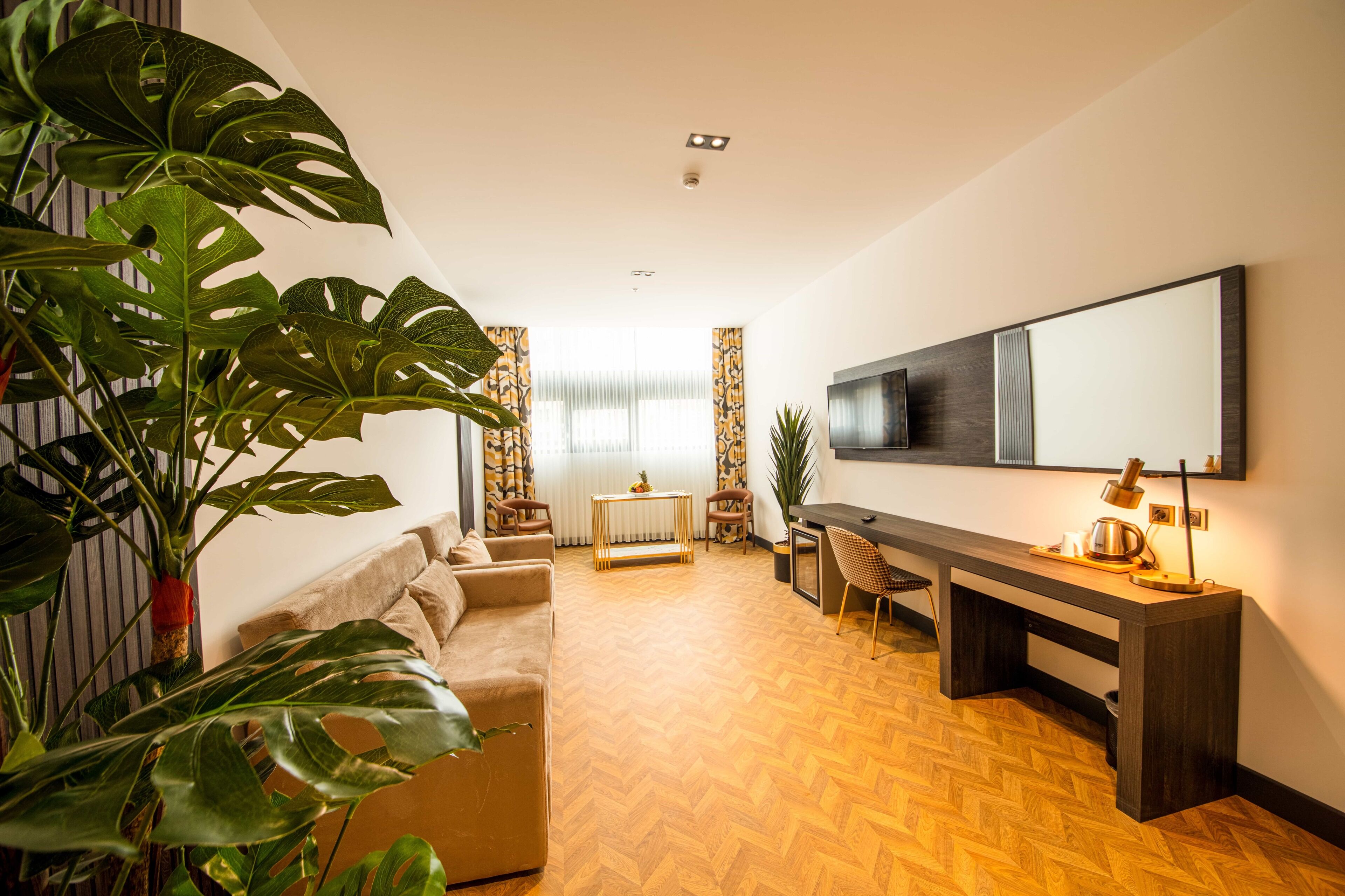V Center Hotel