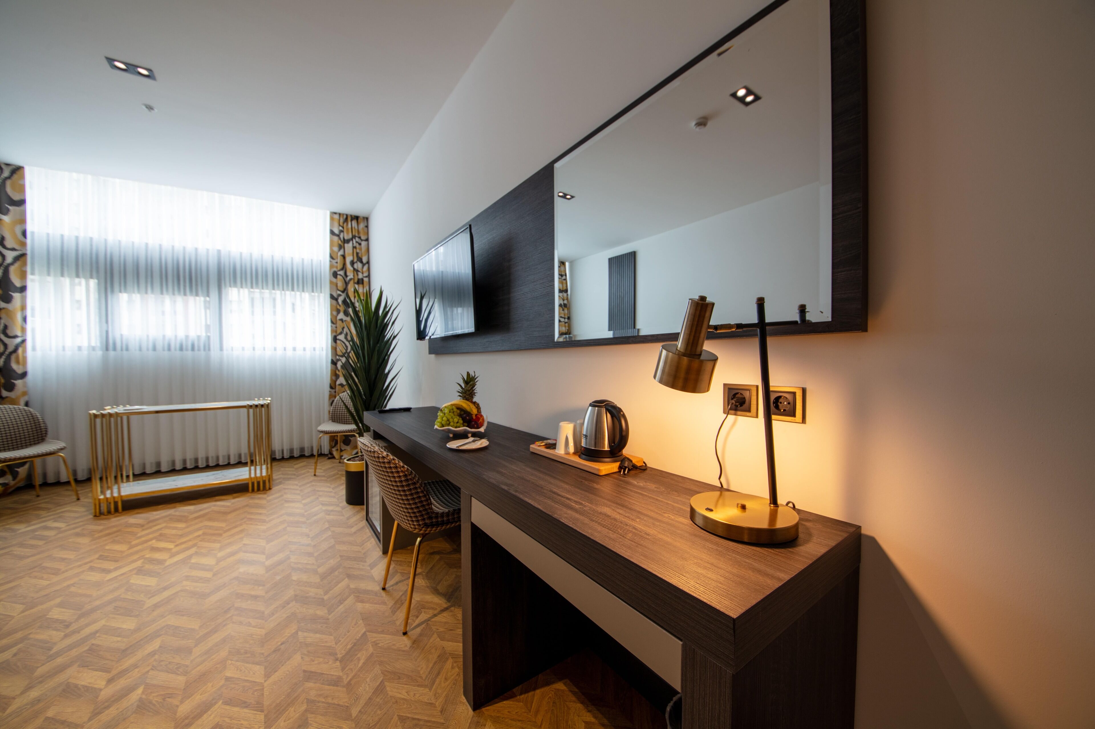 V Center Hotel