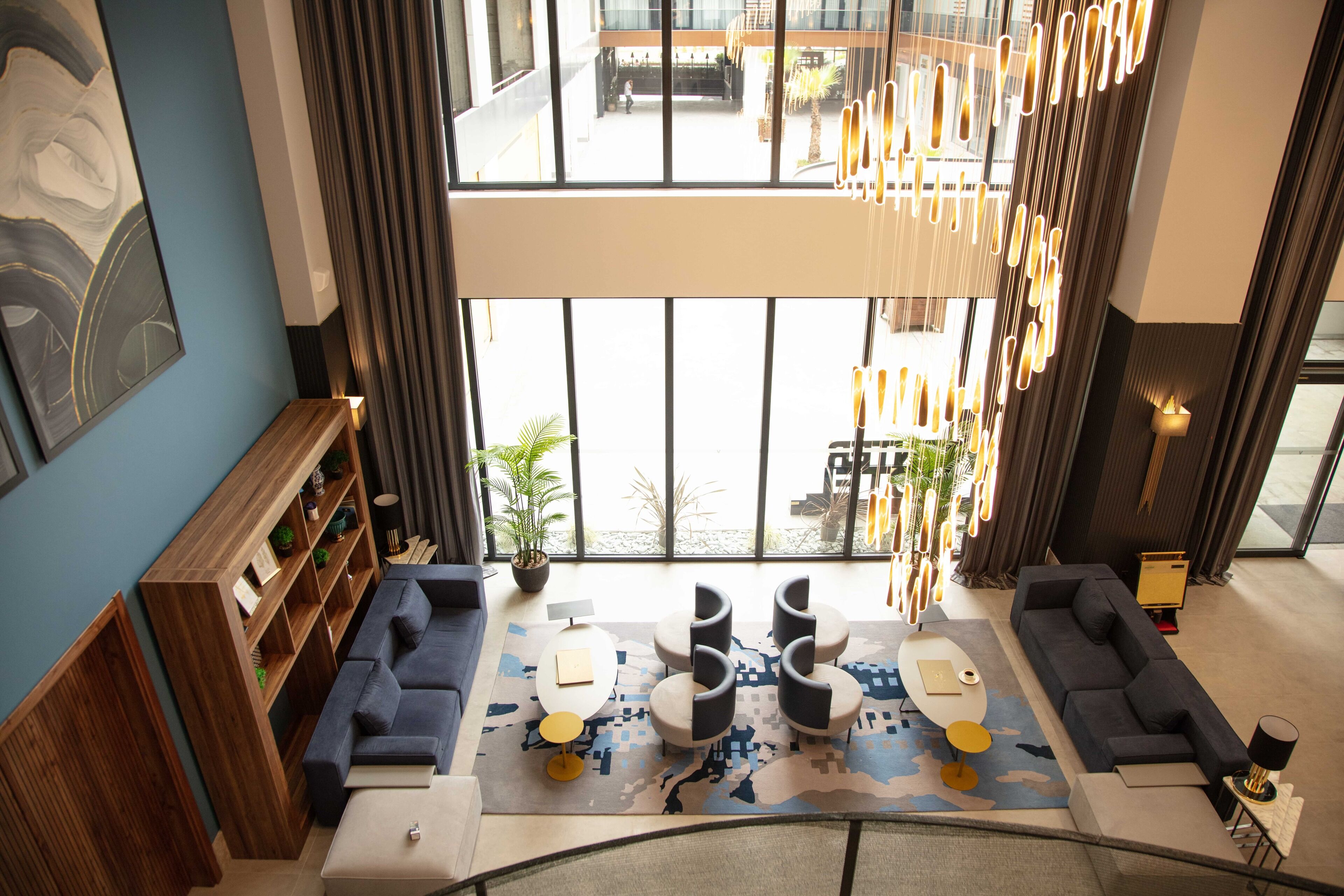 V Center Hotel