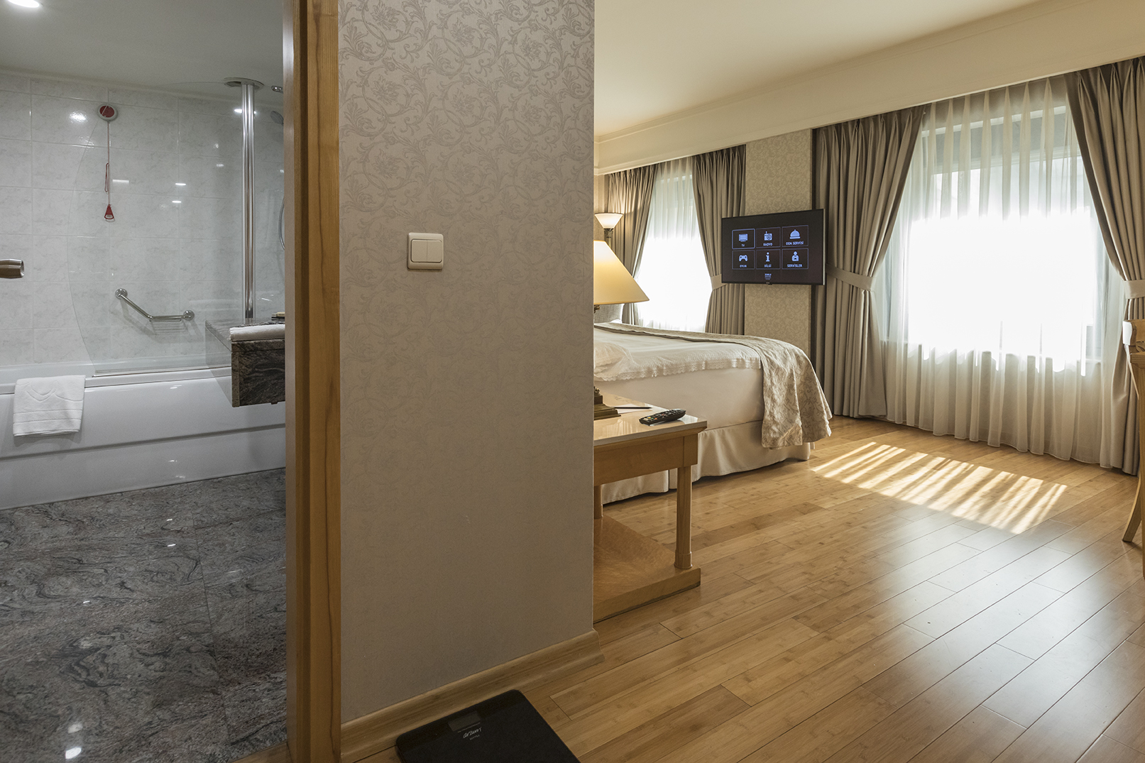 Zorlu Grand