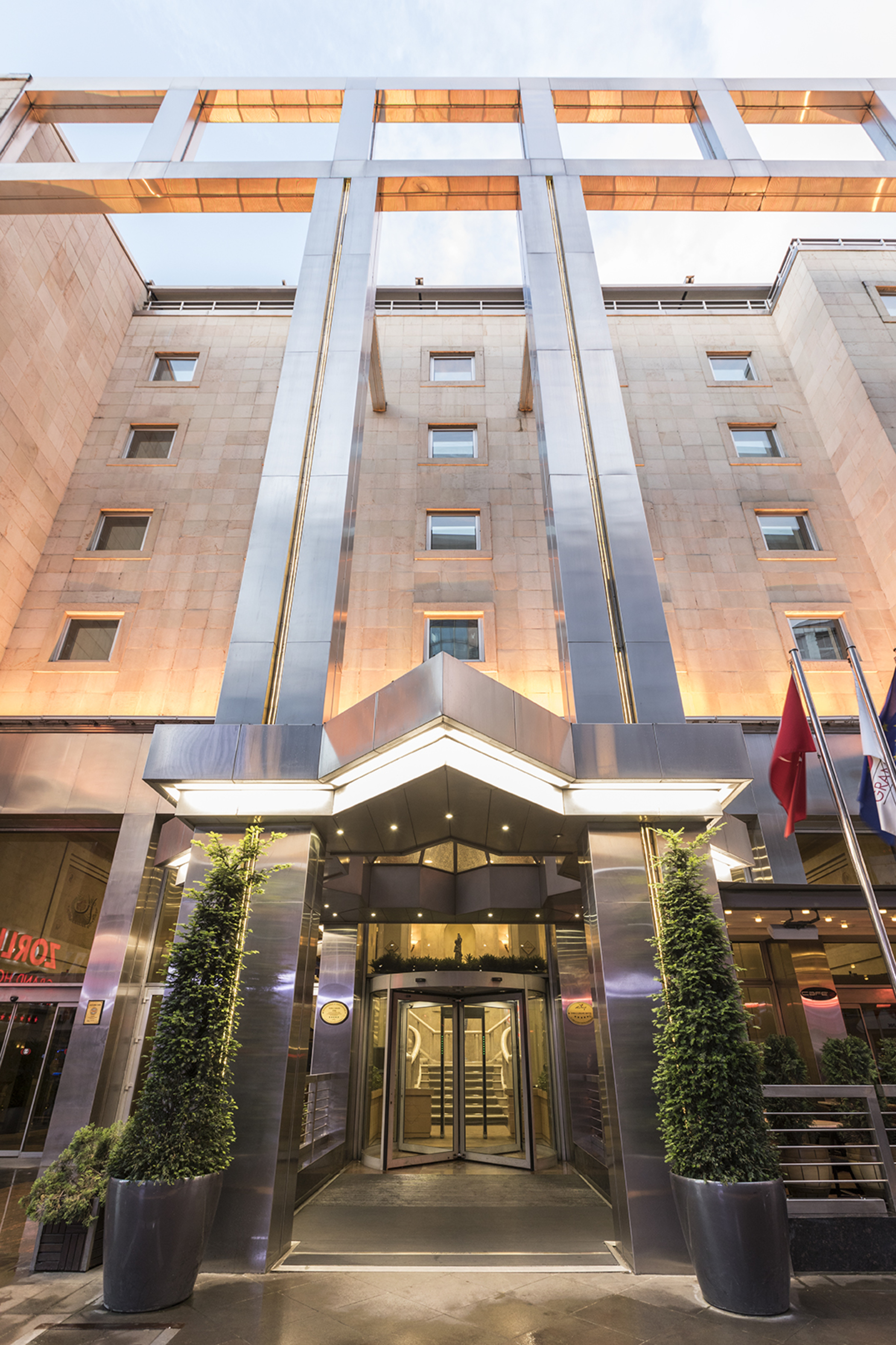 Zorlu Grand