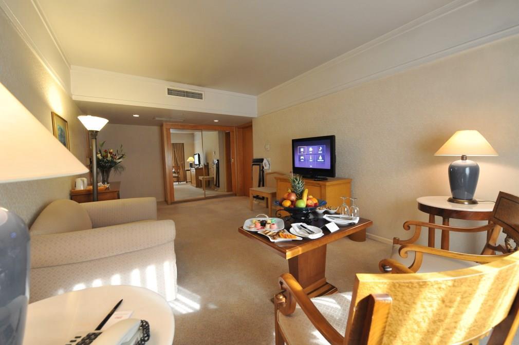 Zorlu Grand