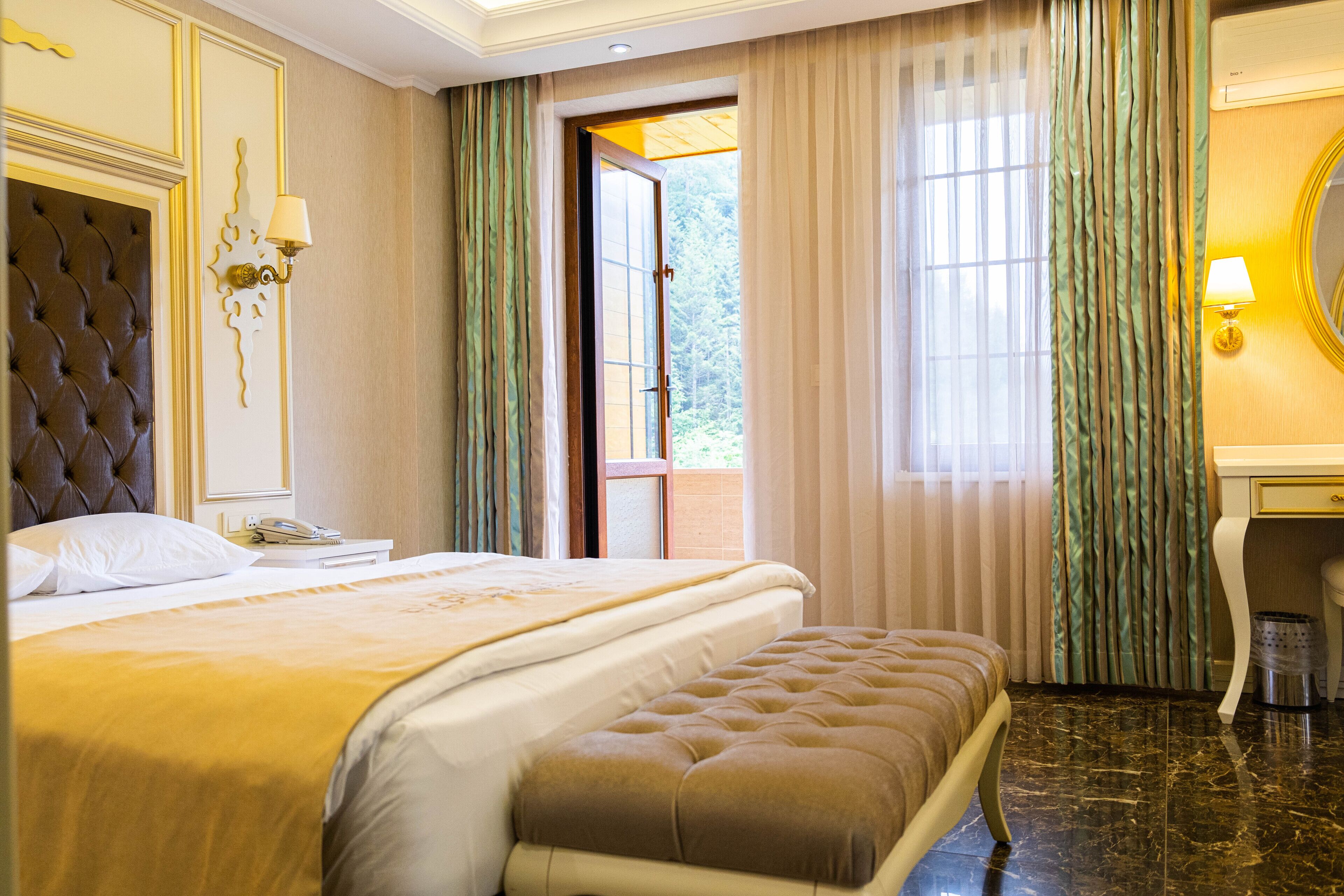 Flora Uzungol Resort Hotel