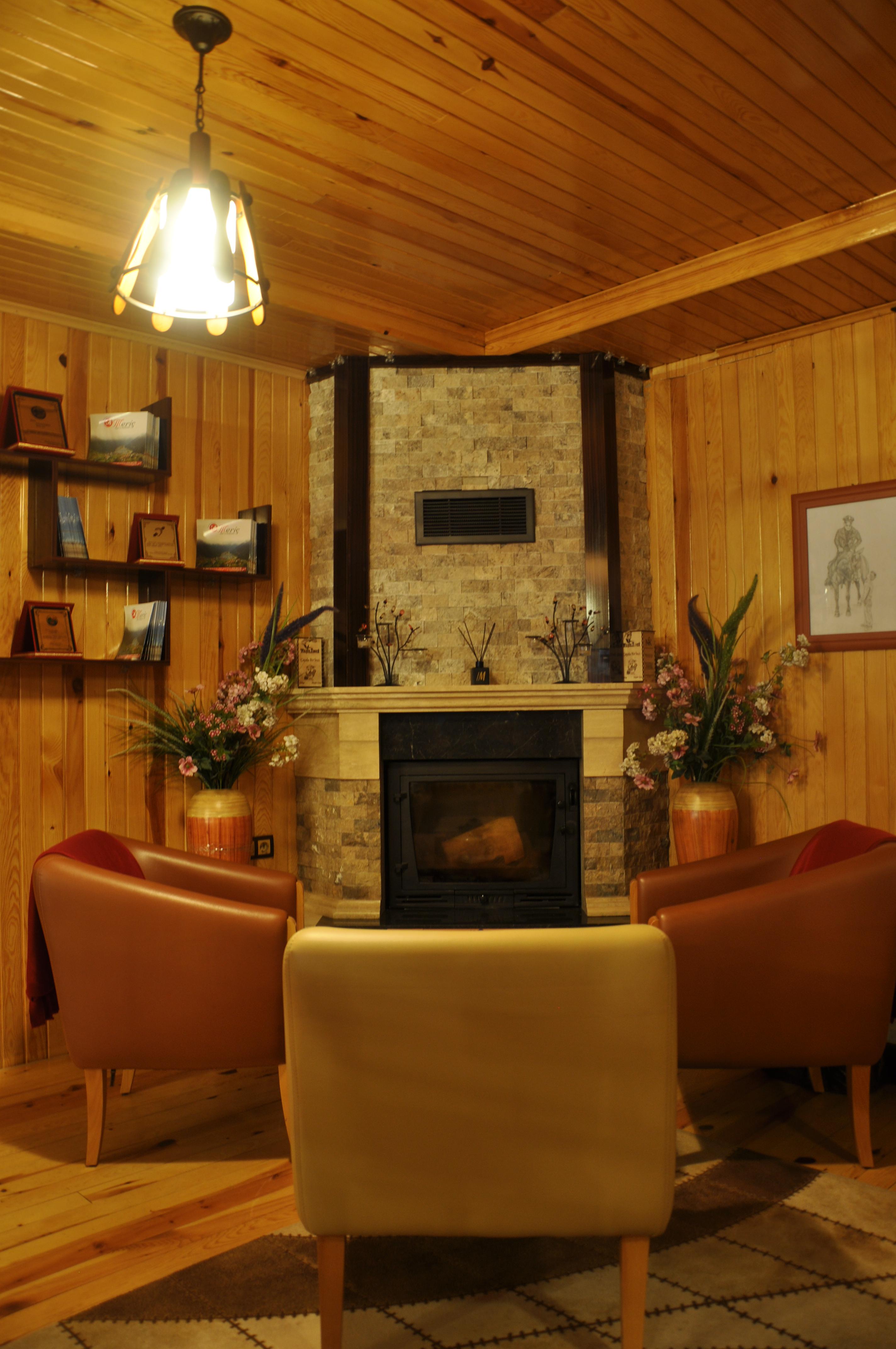 Meric Hotel