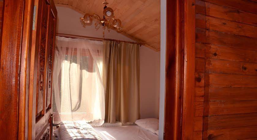 Sen Villa Motel