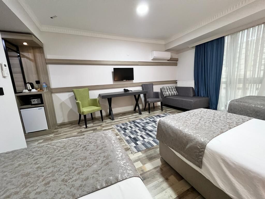 Focus Park Suit Hotel