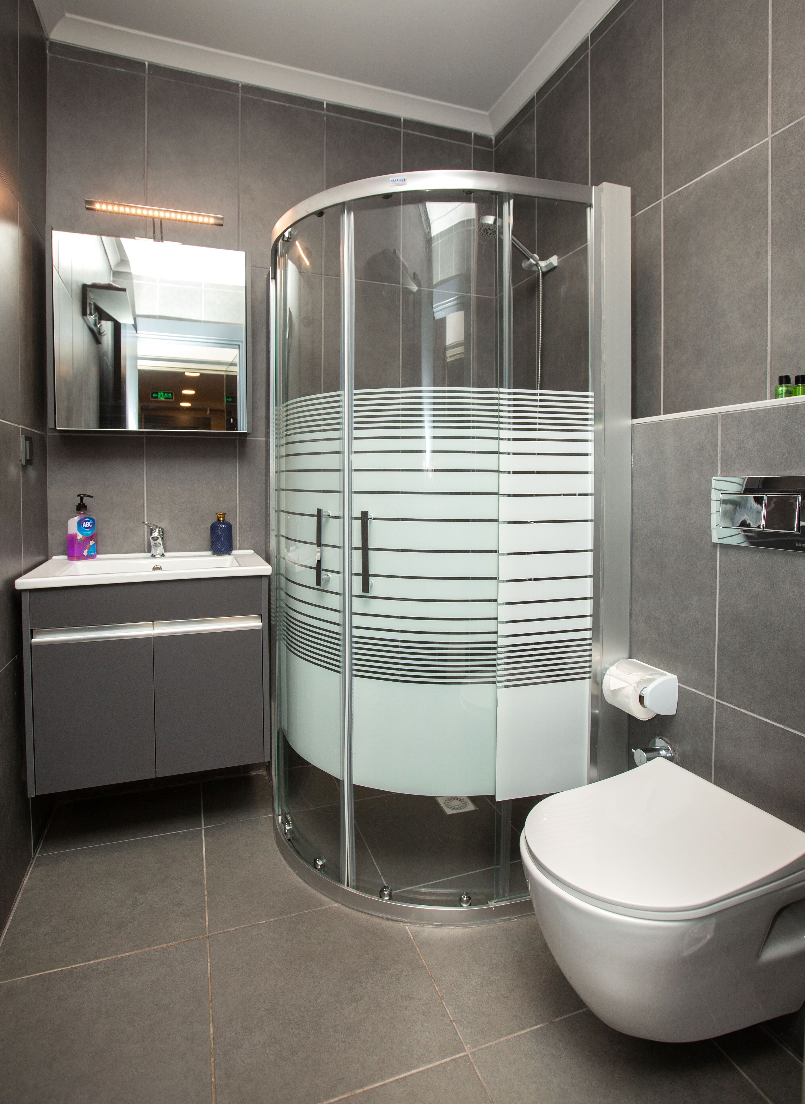 Marina Green Suit Hotel