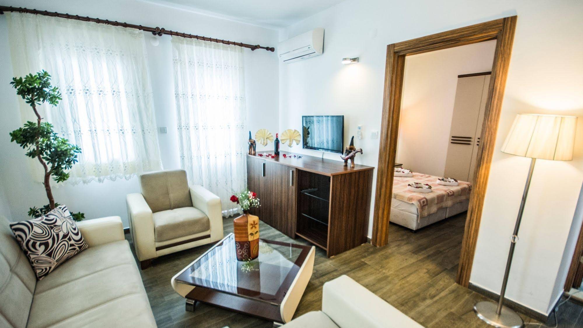 Queen Boutique Hotel