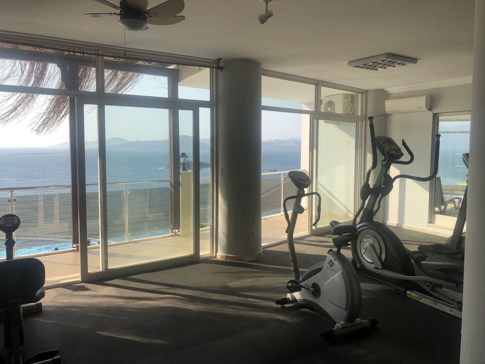 Flamingo Country Club