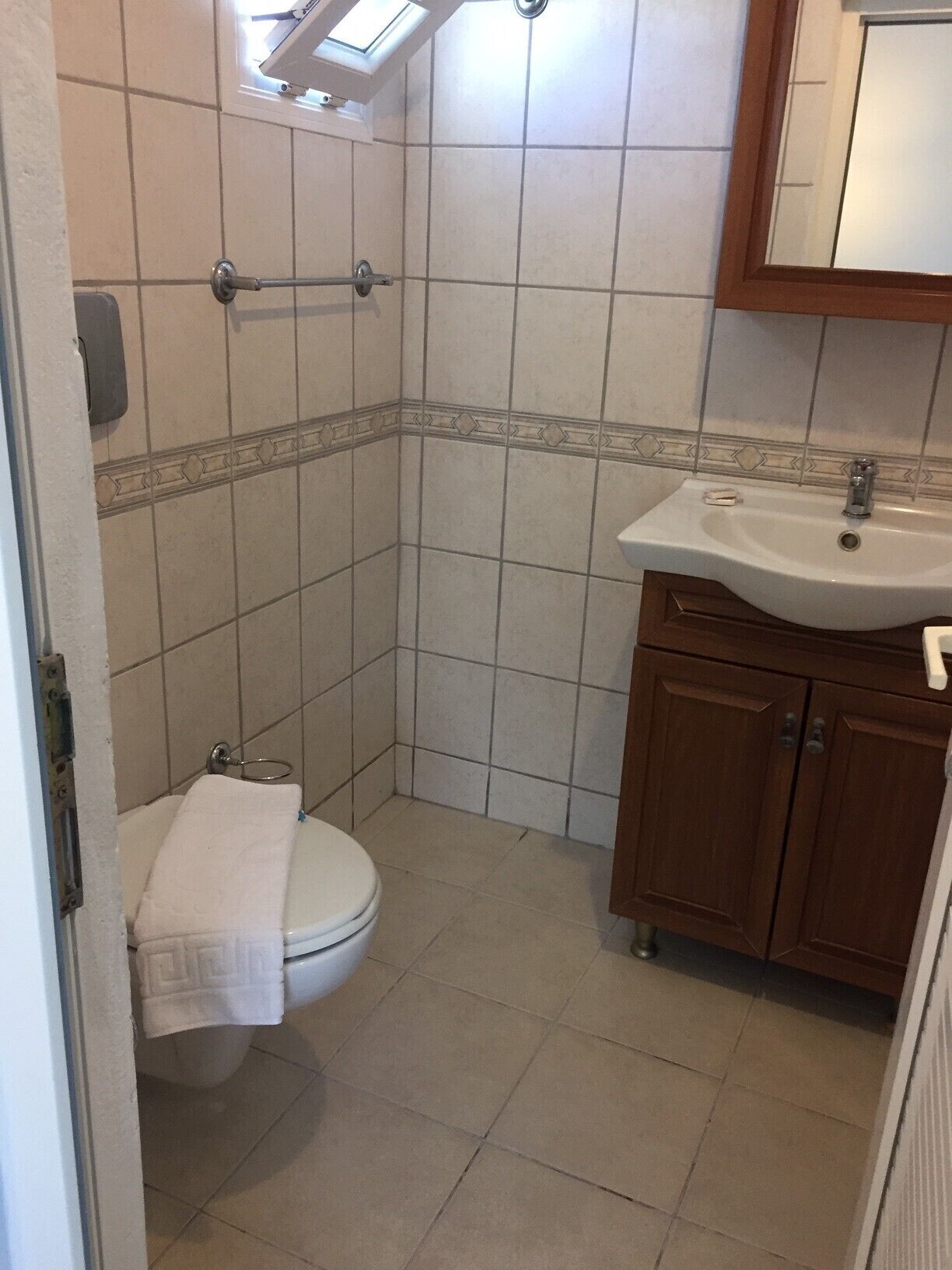 Ali’s Hotel Restaurant Beach