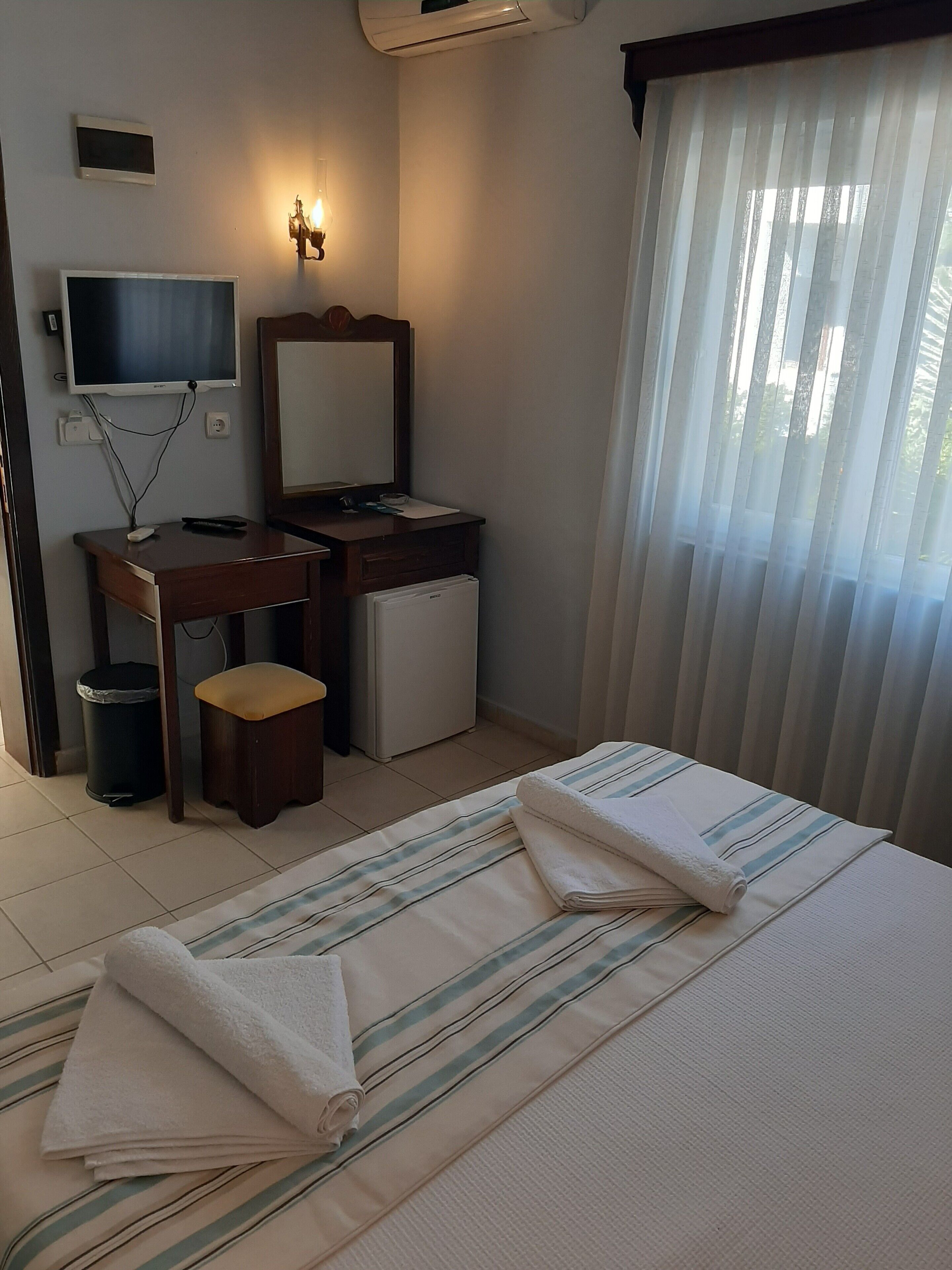 Ali’s Hotel Restaurant Beach