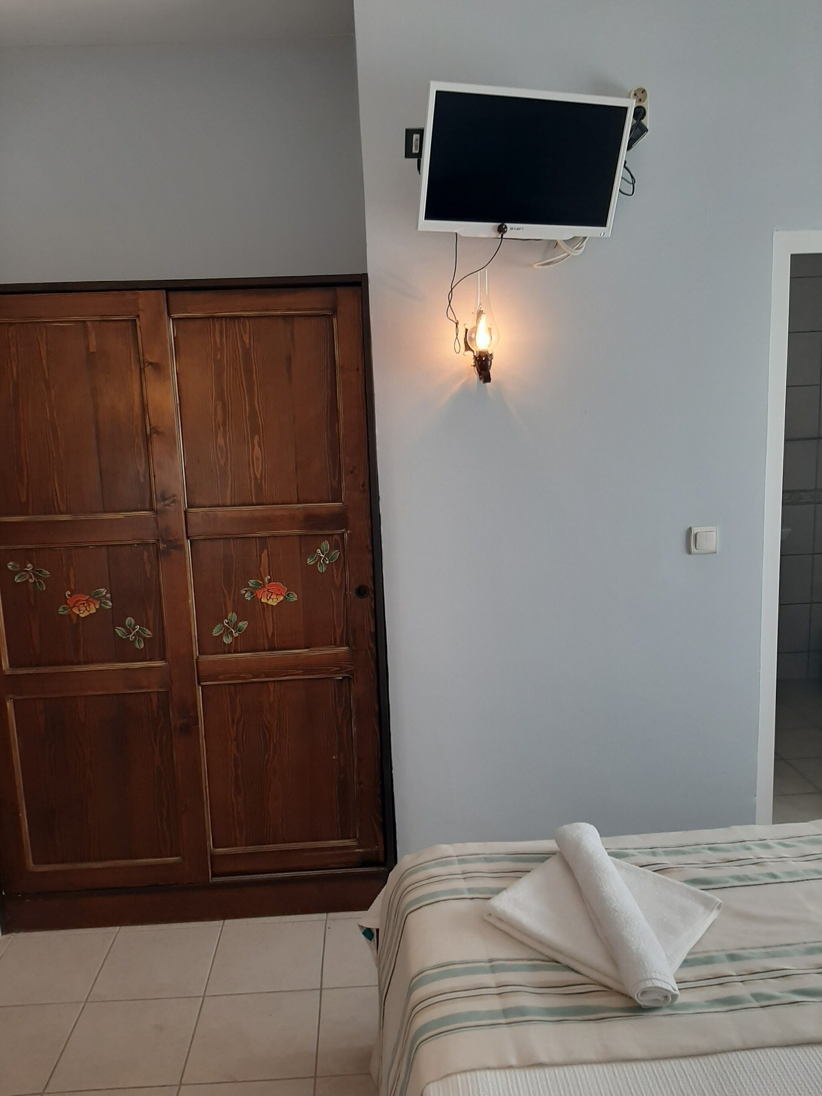 Ali’s Hotel Restaurant Beach