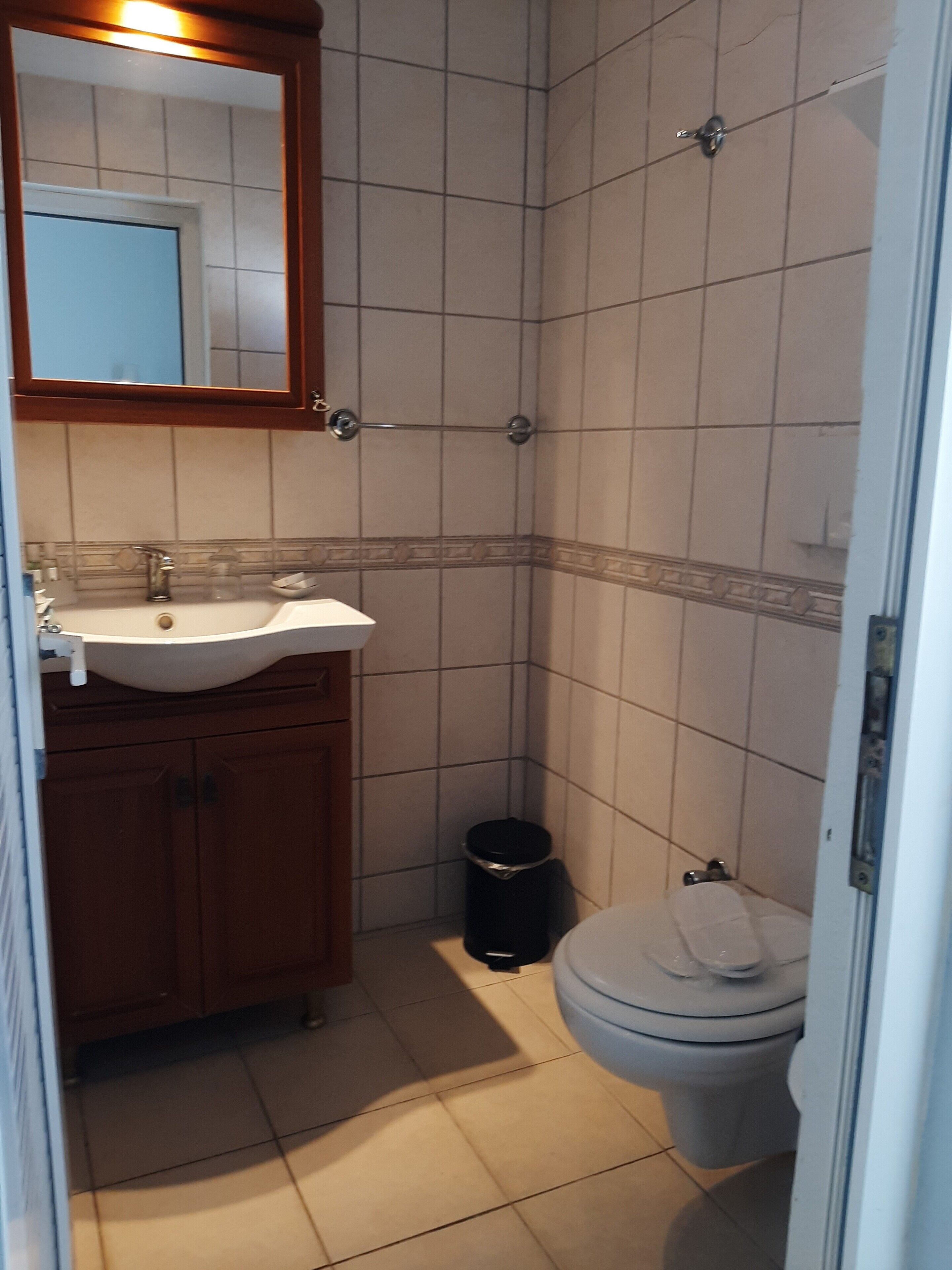 Ali’s Hotel Restaurant Beach