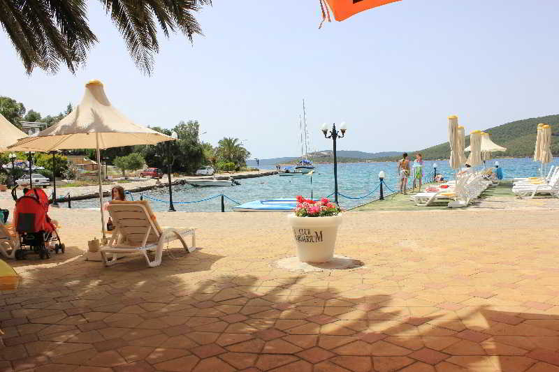 Oscar Seaside Hotel & Spa