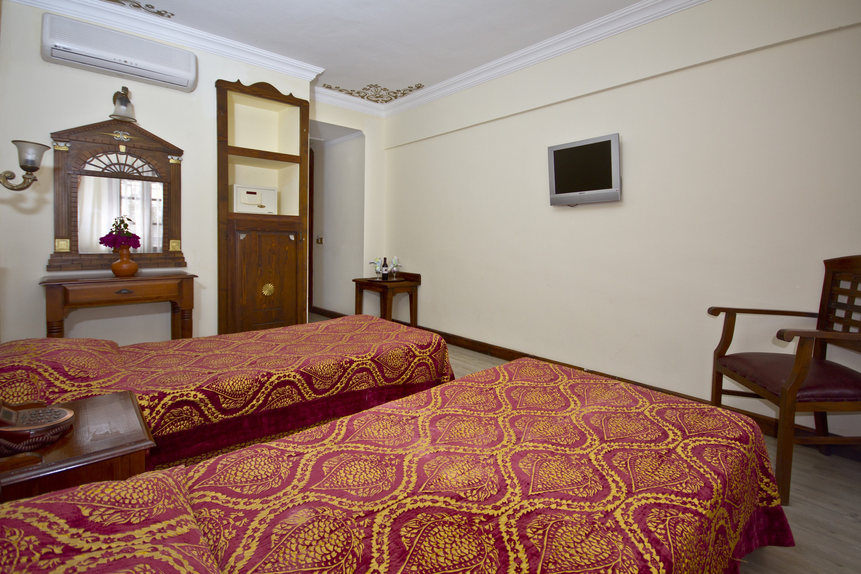 Costa Bitezhan Hotel