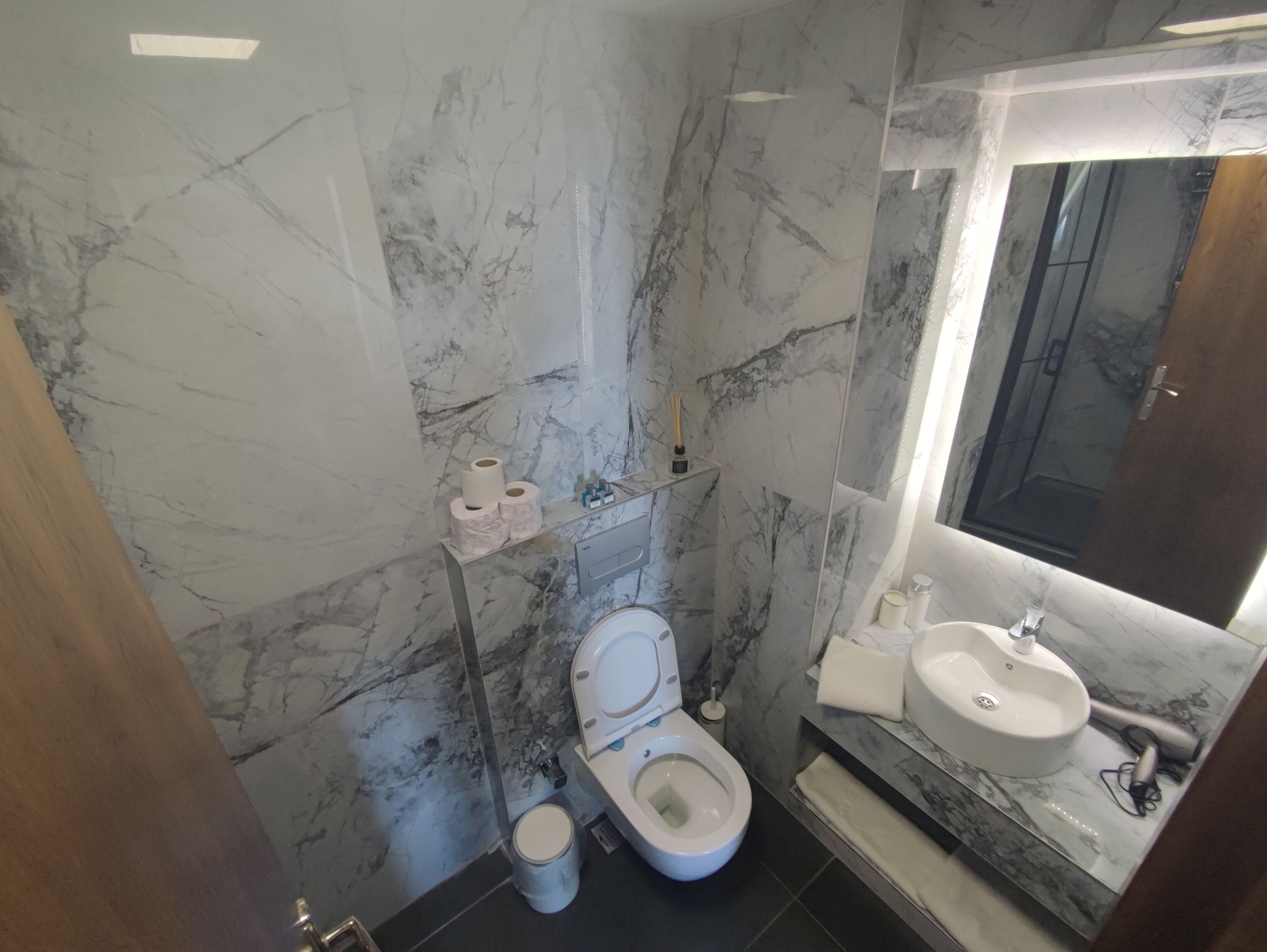 Exen By Weekend Otel