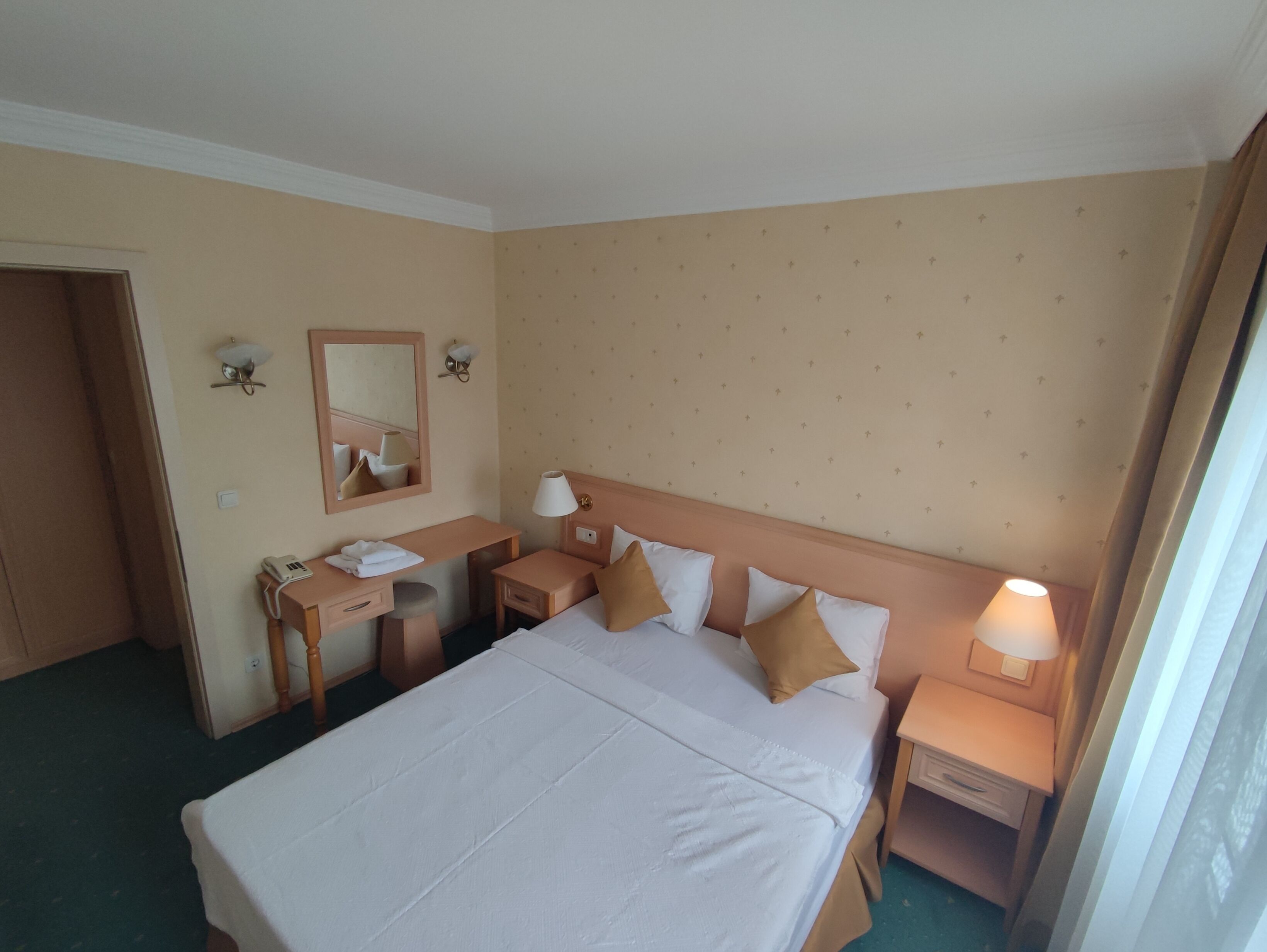 Exen By Weekend Otel