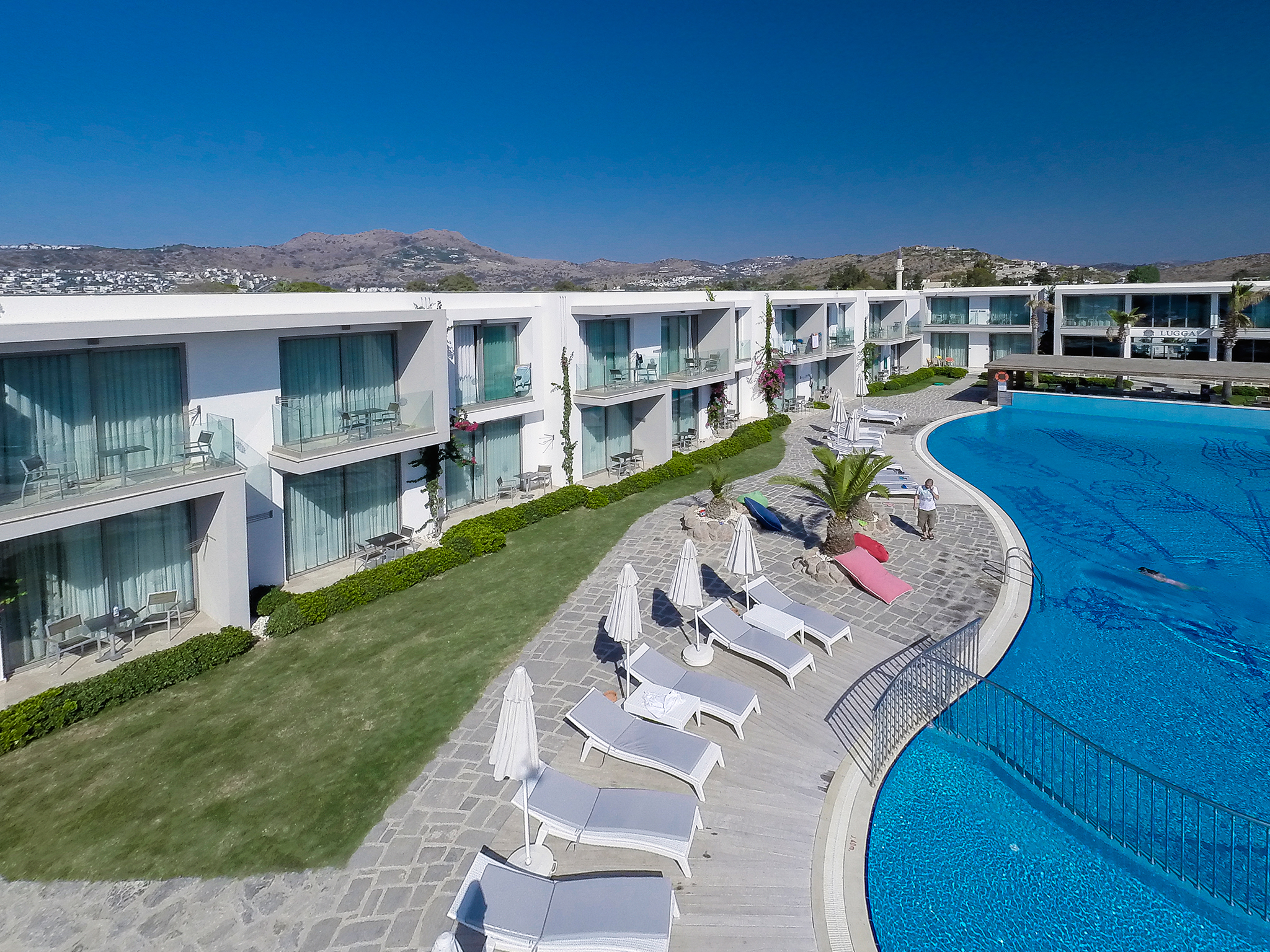 Luga Boutique Hotel  -  Beach & Restaurant