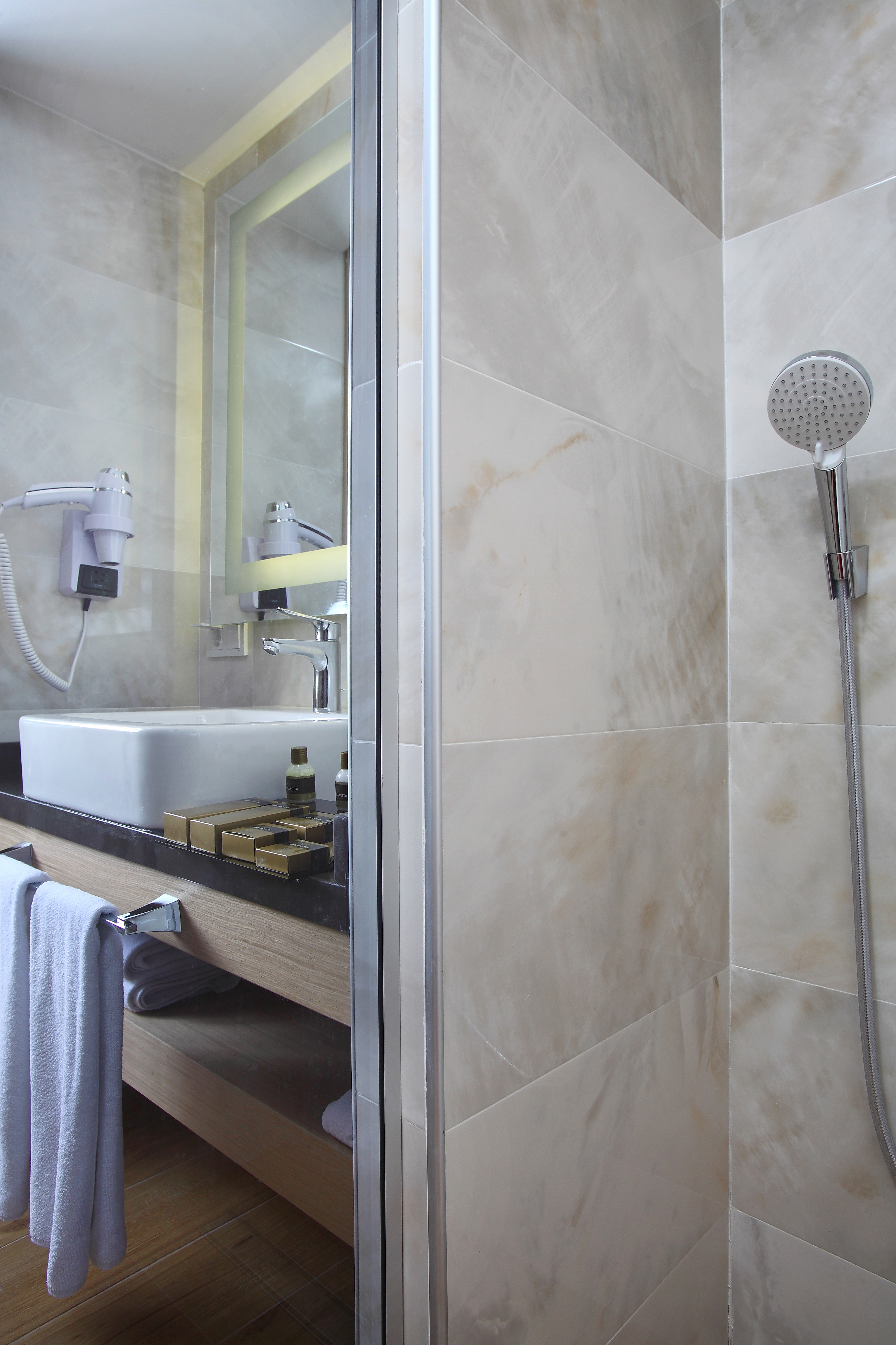 DoubleTree by Hilton Bodrum Marina Vista