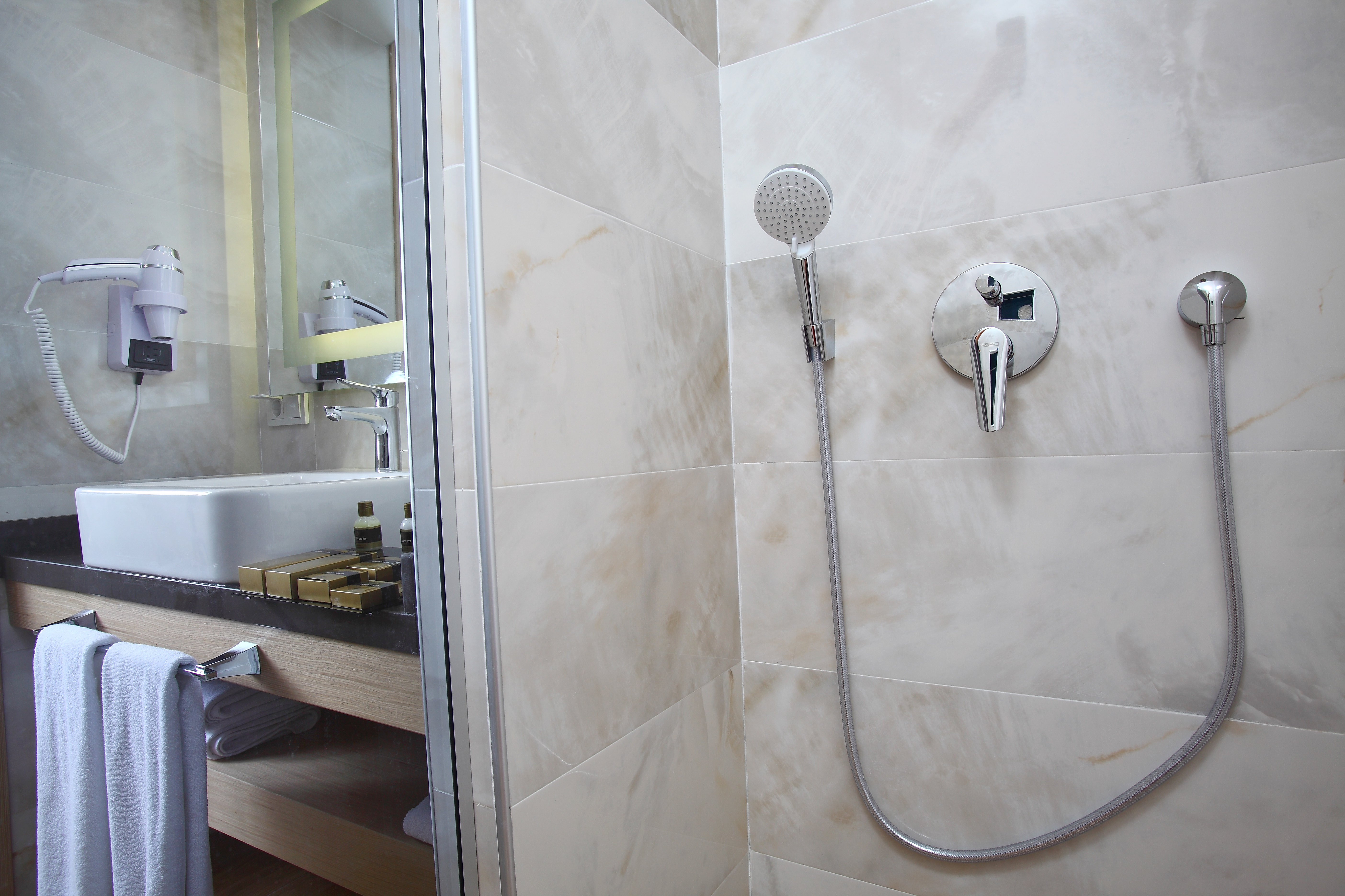 DoubleTree by Hilton Bodrum Marina Vista