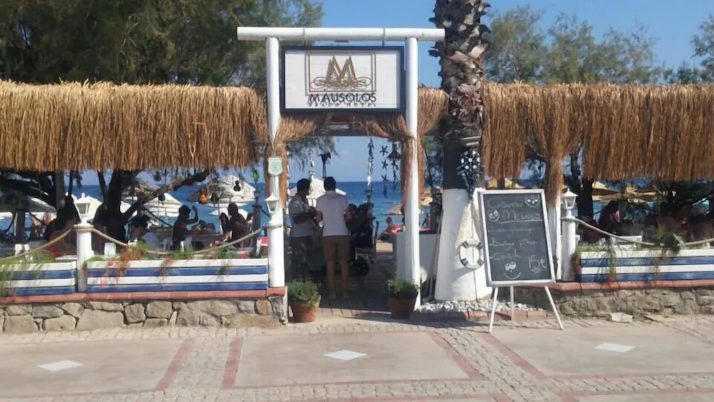 Mausolos Beach Hotel