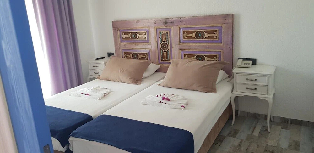 Mausolos Beach Hotel