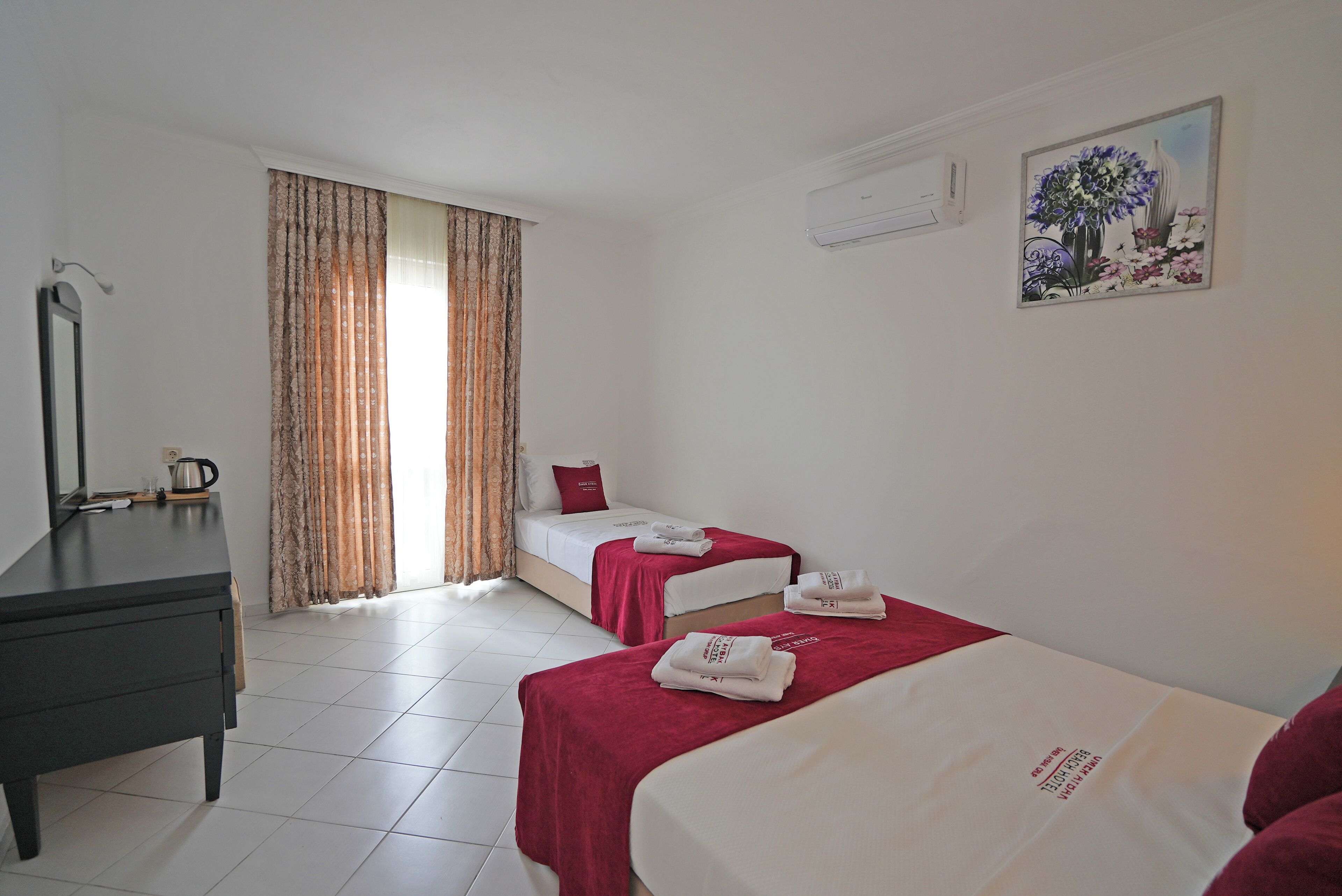 Omer Aybak Beach Hotel