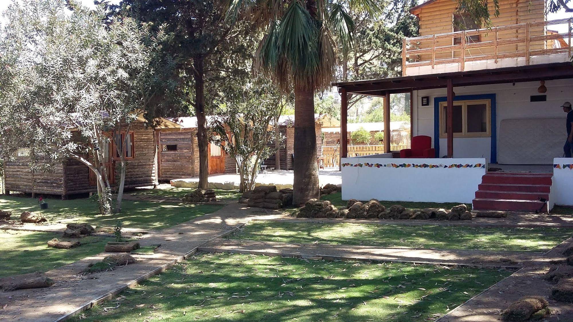 Pitos Bungalows