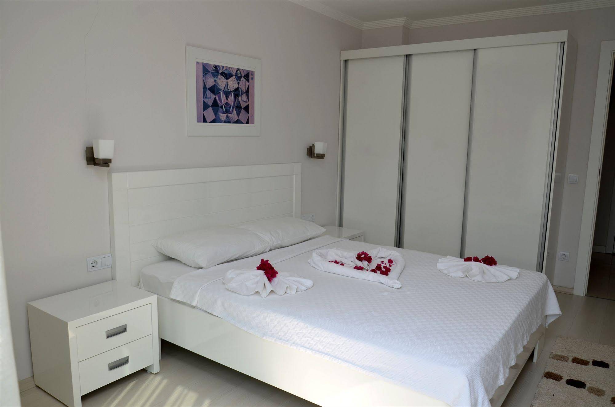 Royal Palm Residence