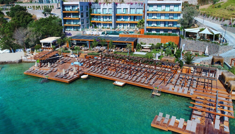 Mare Deluxe Residence