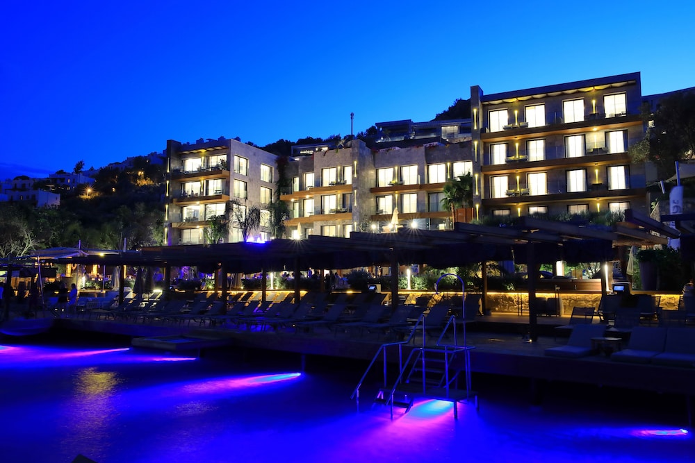 Mare Deluxe Residence