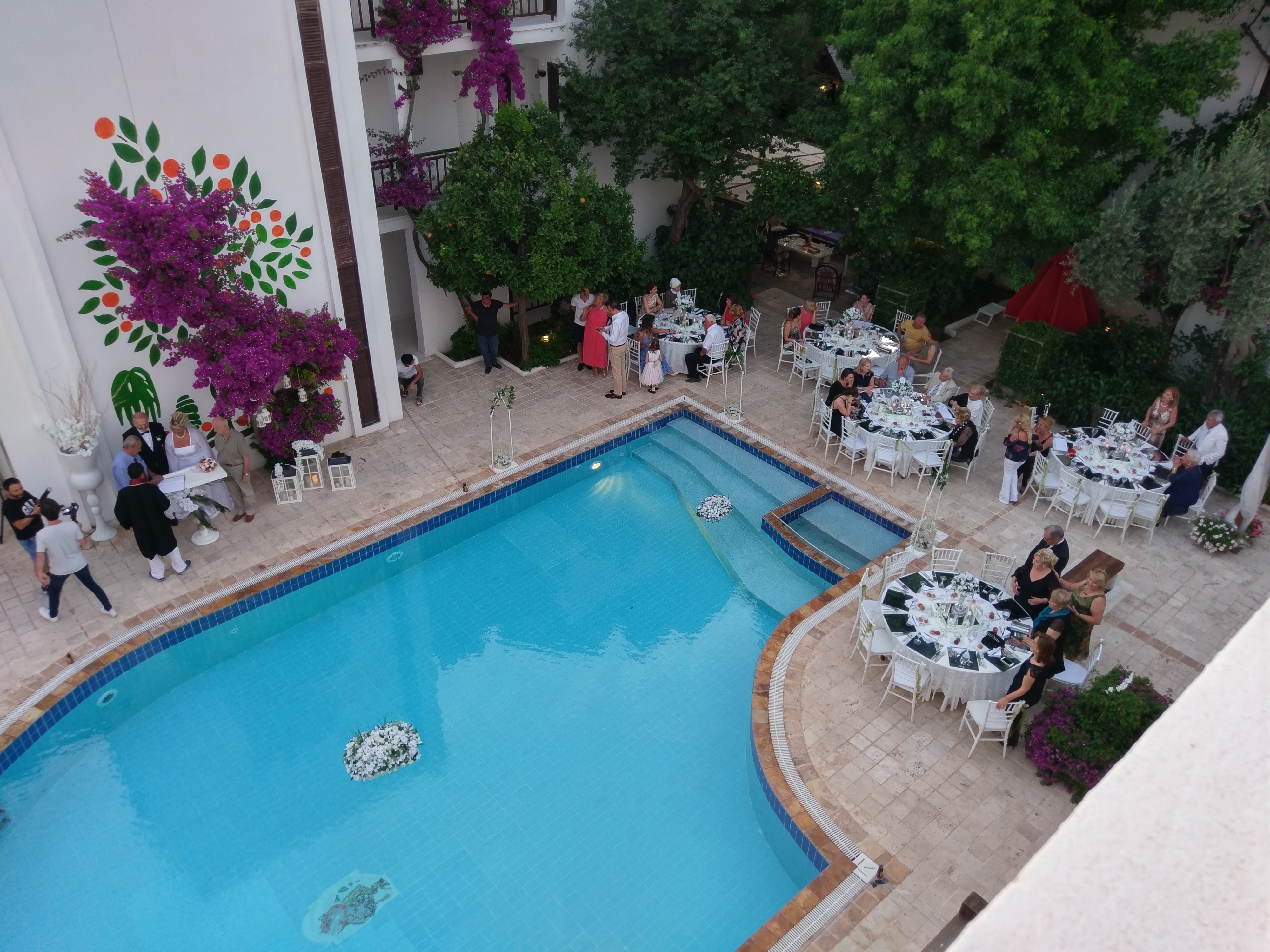 Ece Hotel